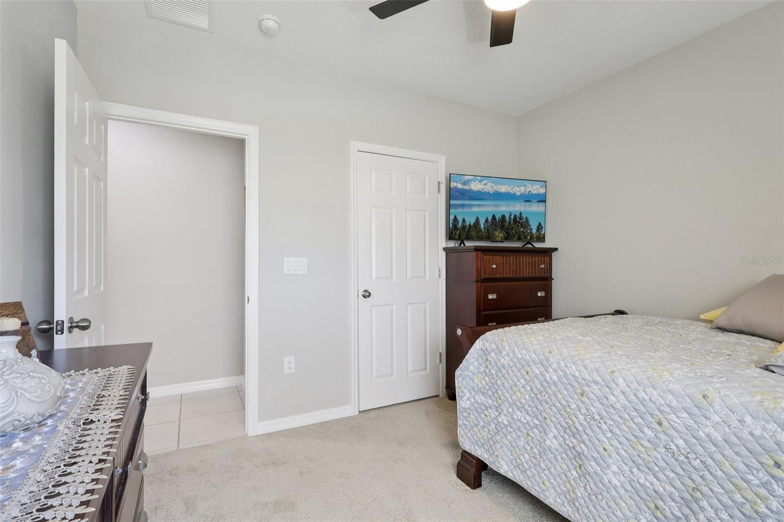 Image 27 of 55 For 512 Darshire Avenue