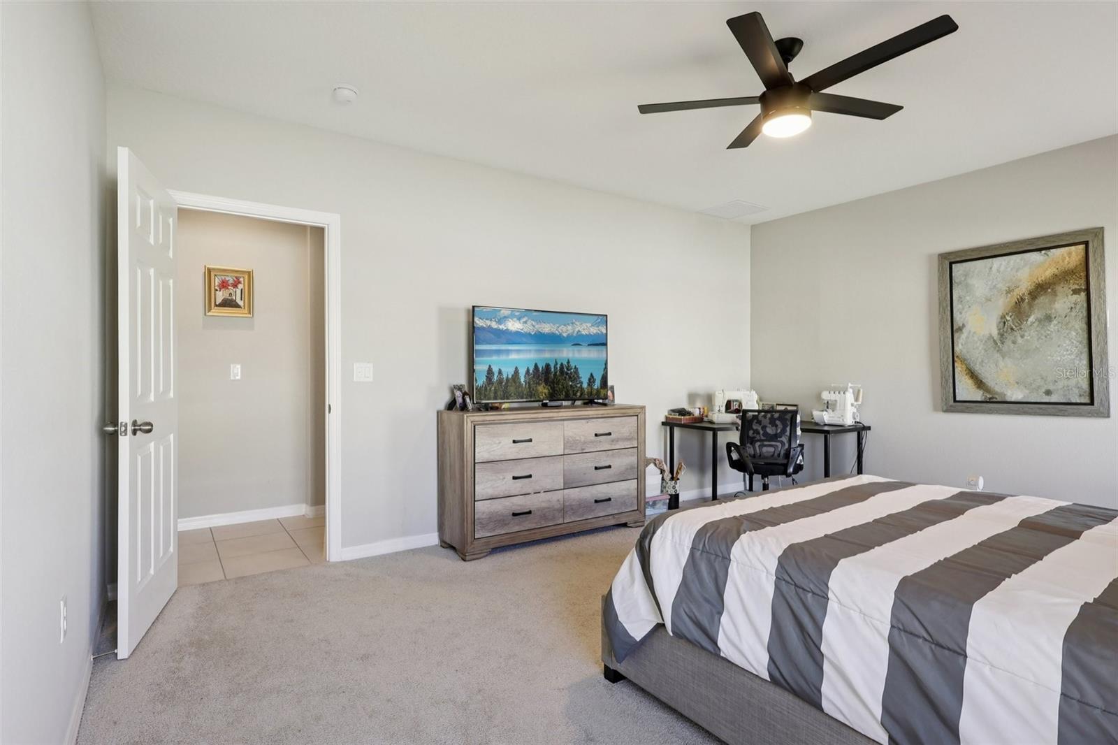 Image 29 of 55 For 512 Darshire Avenue