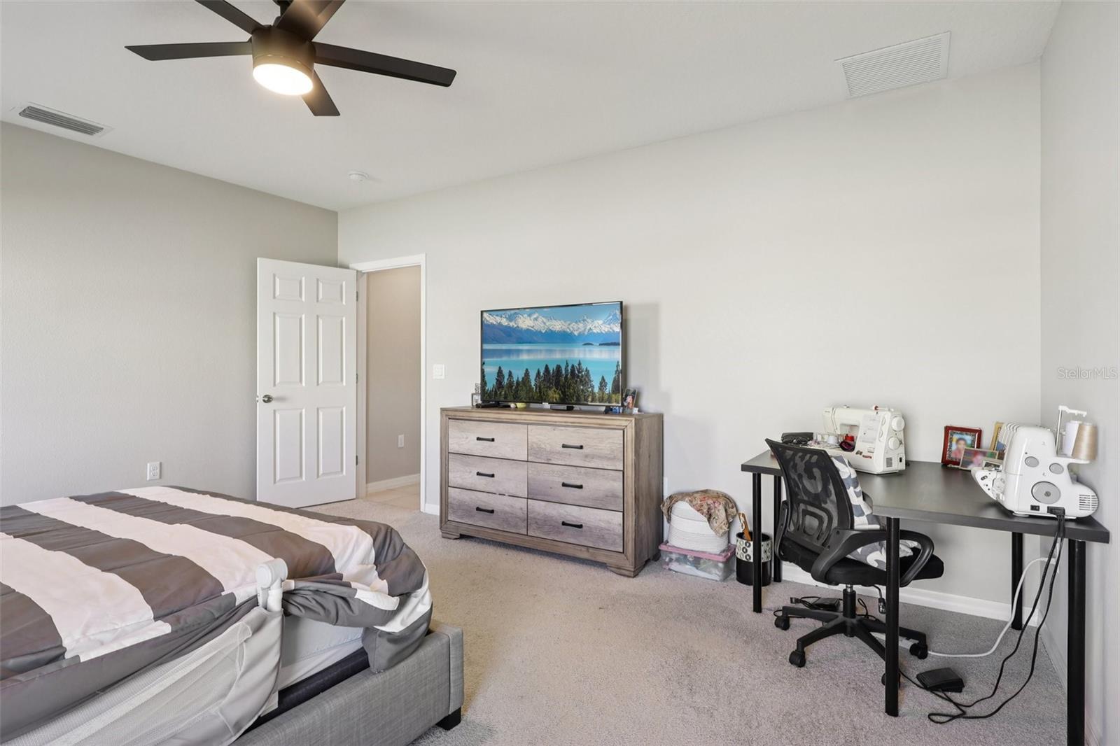 Image 30 of 55 For 512 Darshire Avenue