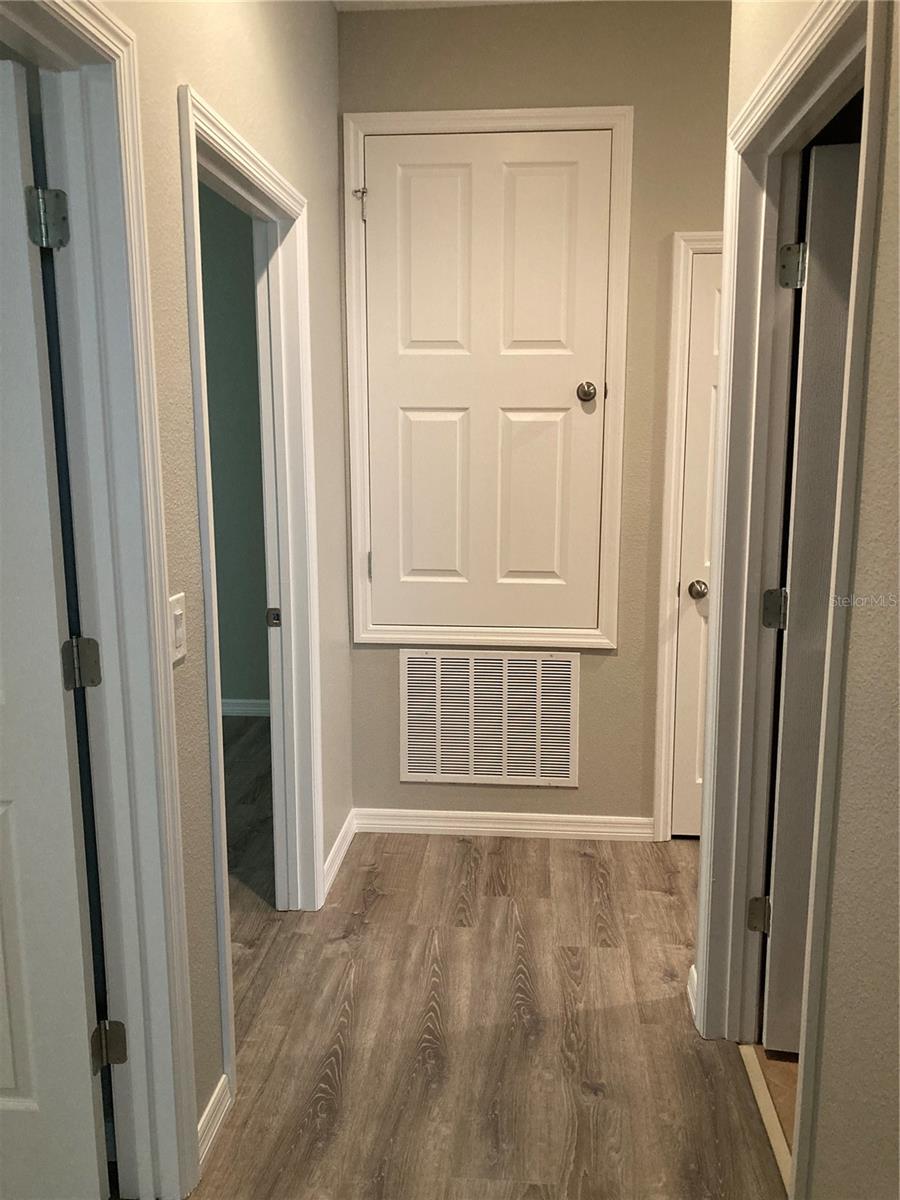 Image 13 of 32 For 2220 Napone Lane