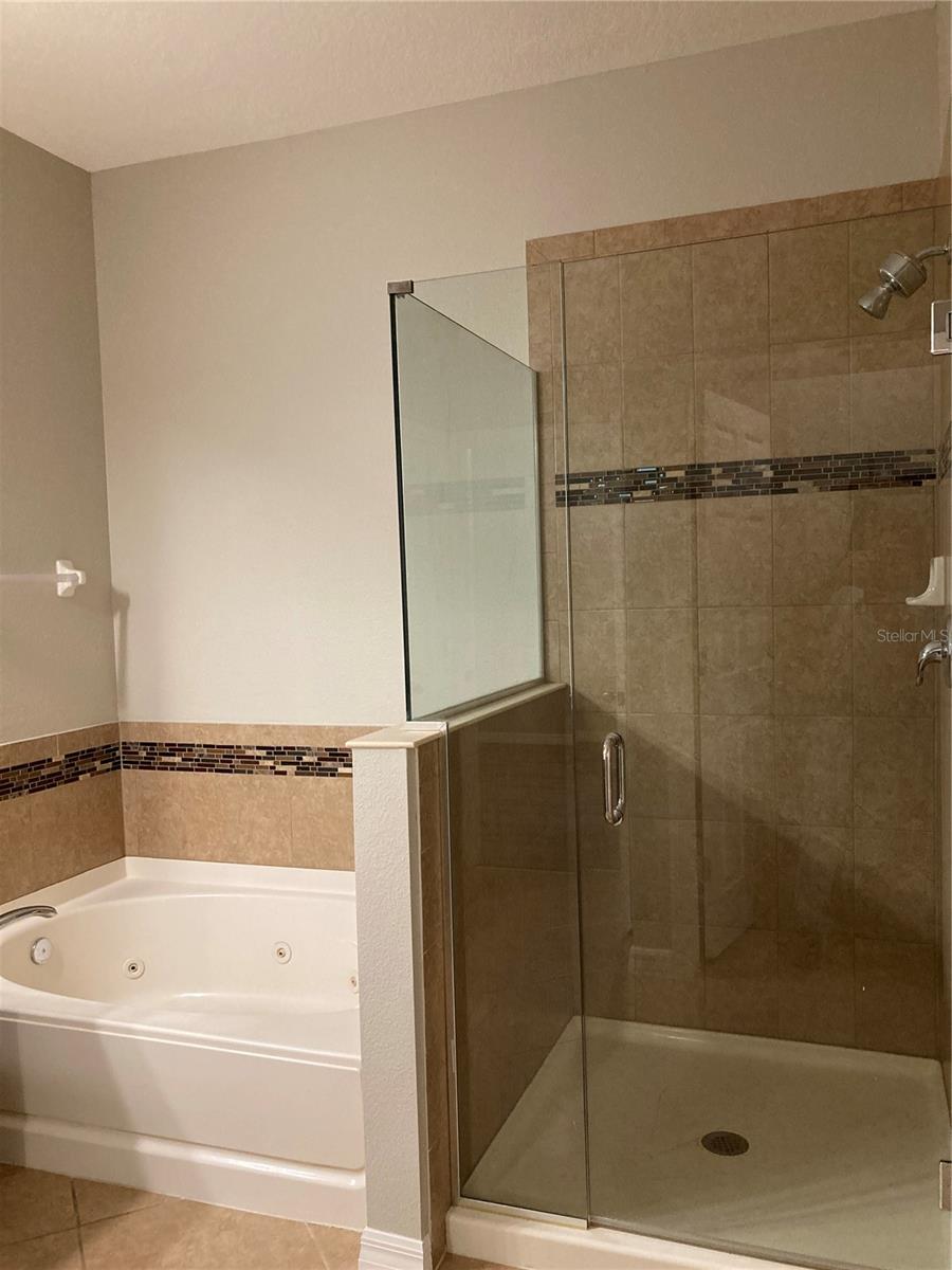 Image 21 of 32 For 2220 Napone Lane