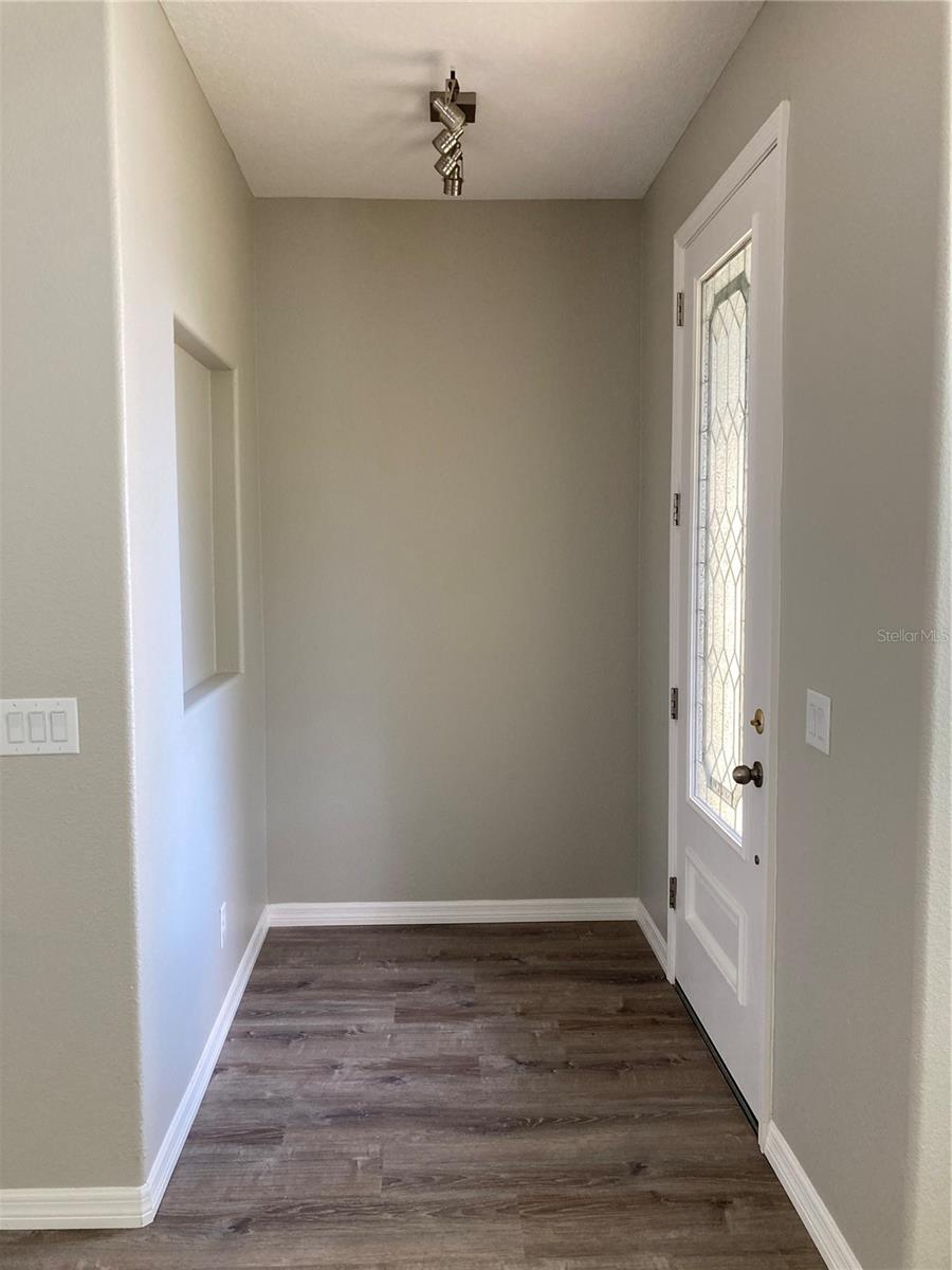 Image 4 of 32 For 2220 Napone Lane