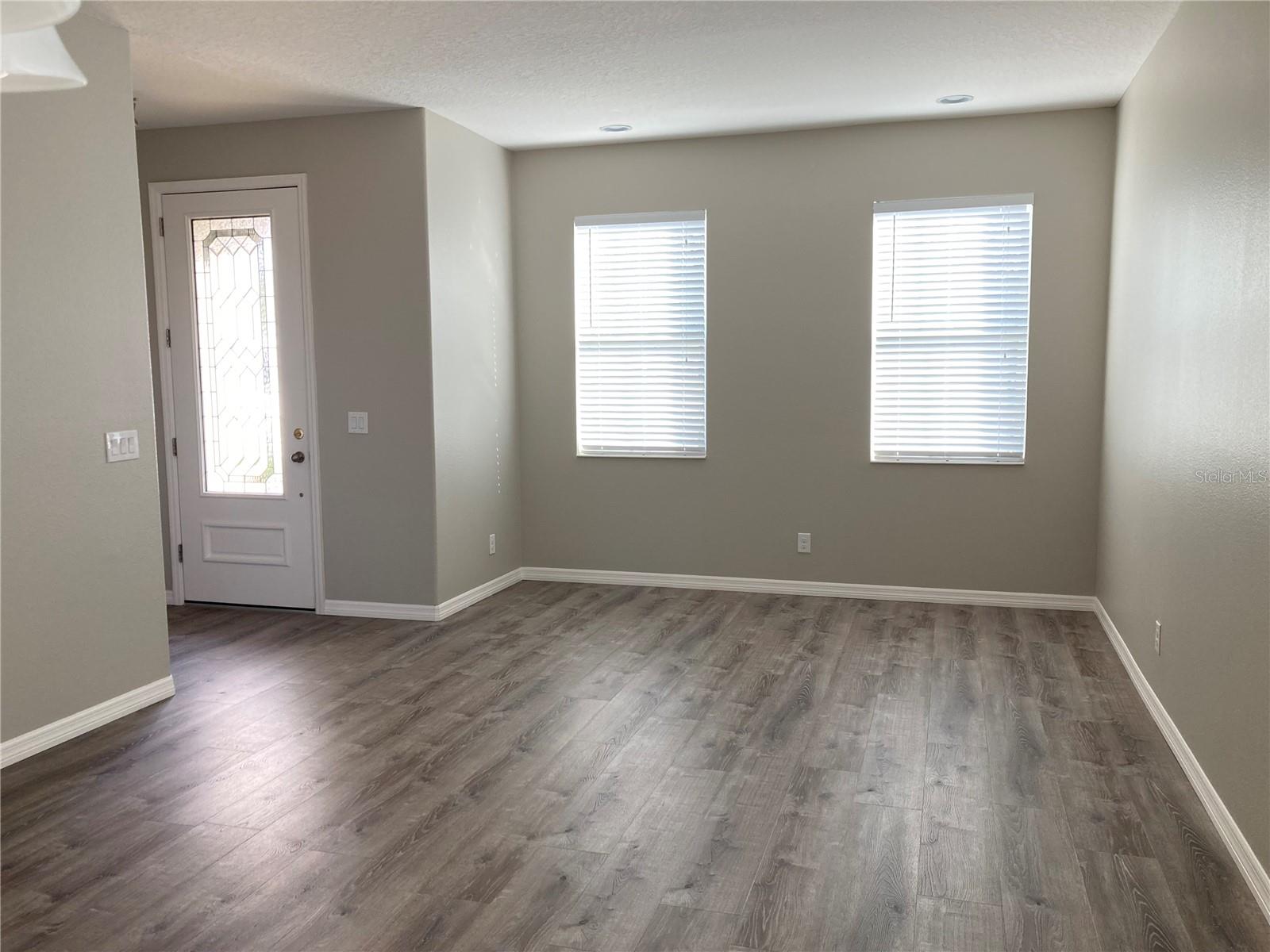 Image 5 of 32 For 2220 Napone Lane