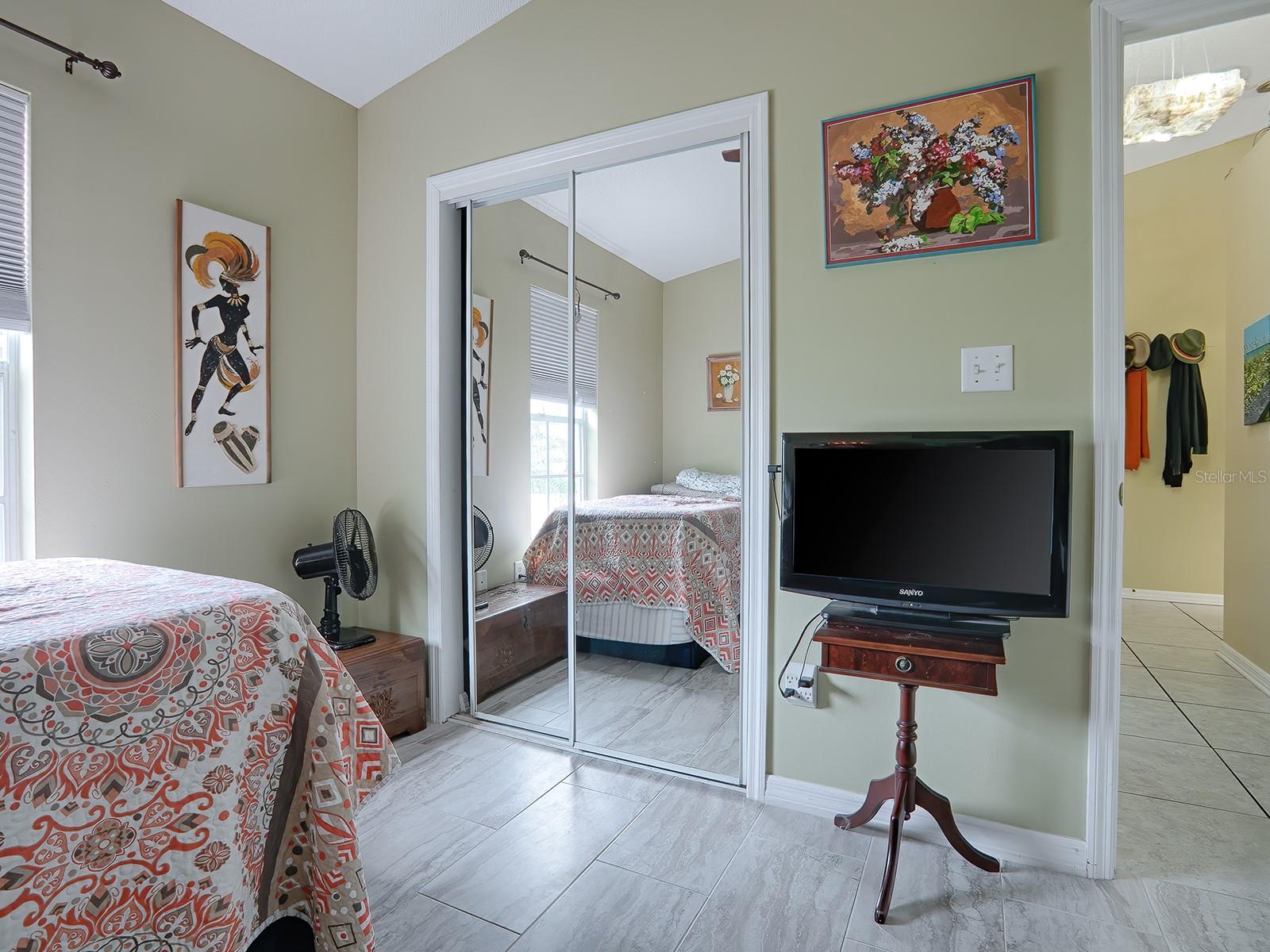 Image 13 of 29 For 5414 Astor Street