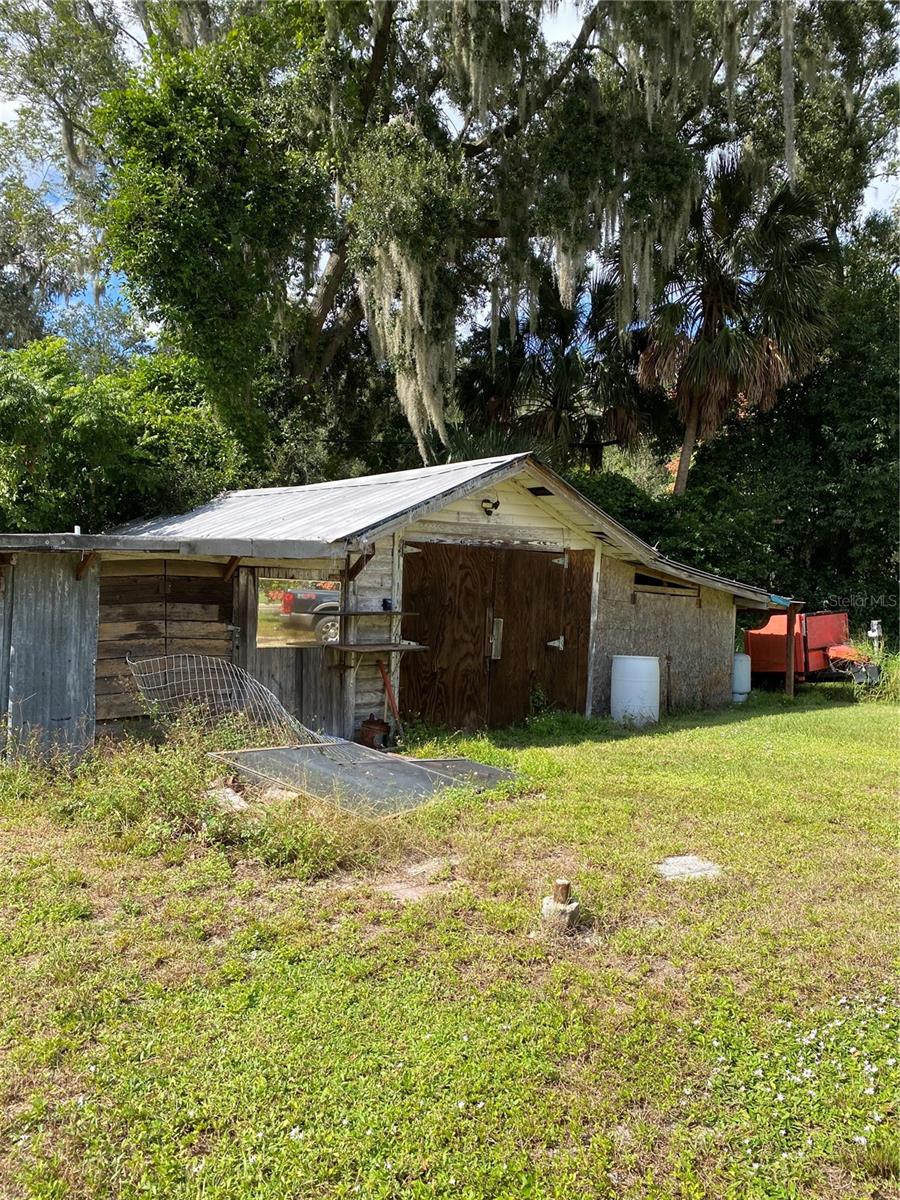 Image 8 of 13 For 2888 Sanford Avenue