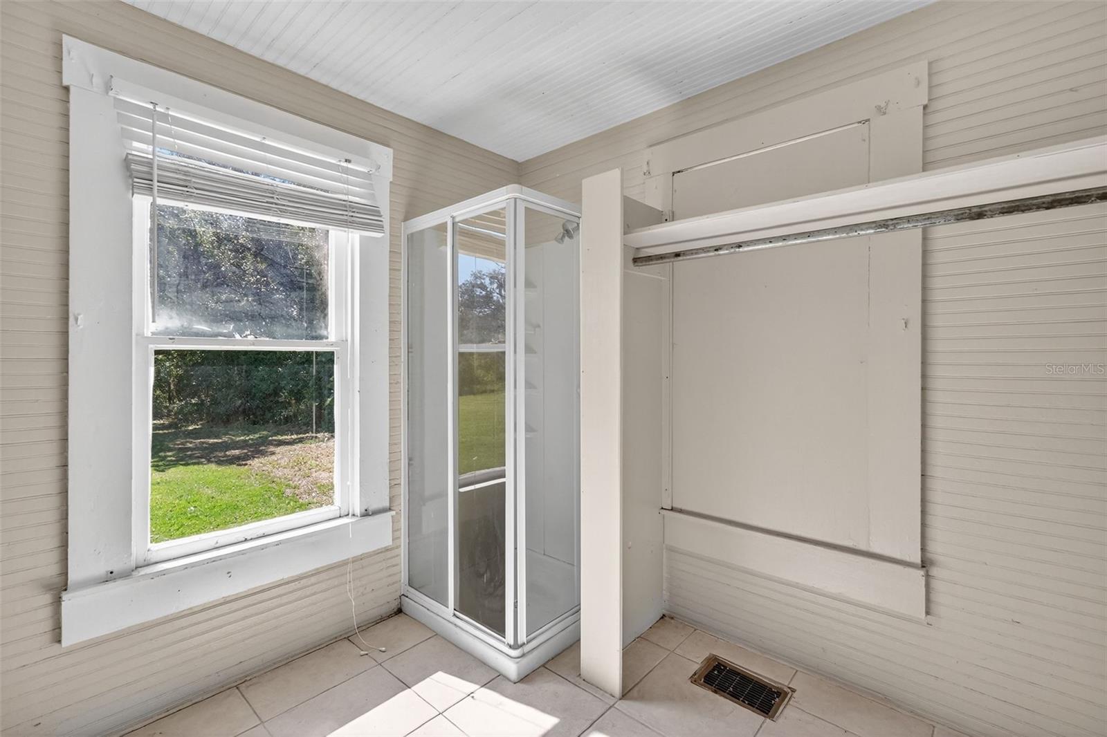 Image 31 of 41 For 1218 Broad Street