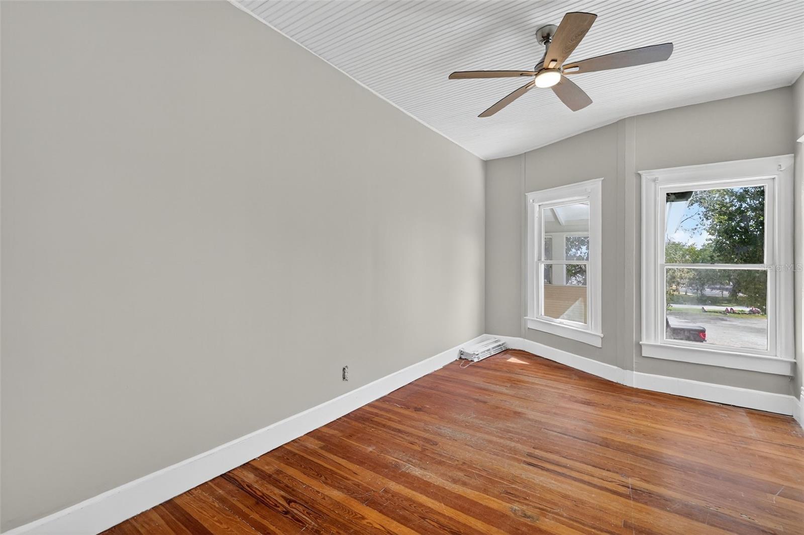 Image 34 of 41 For 1218 Broad Street