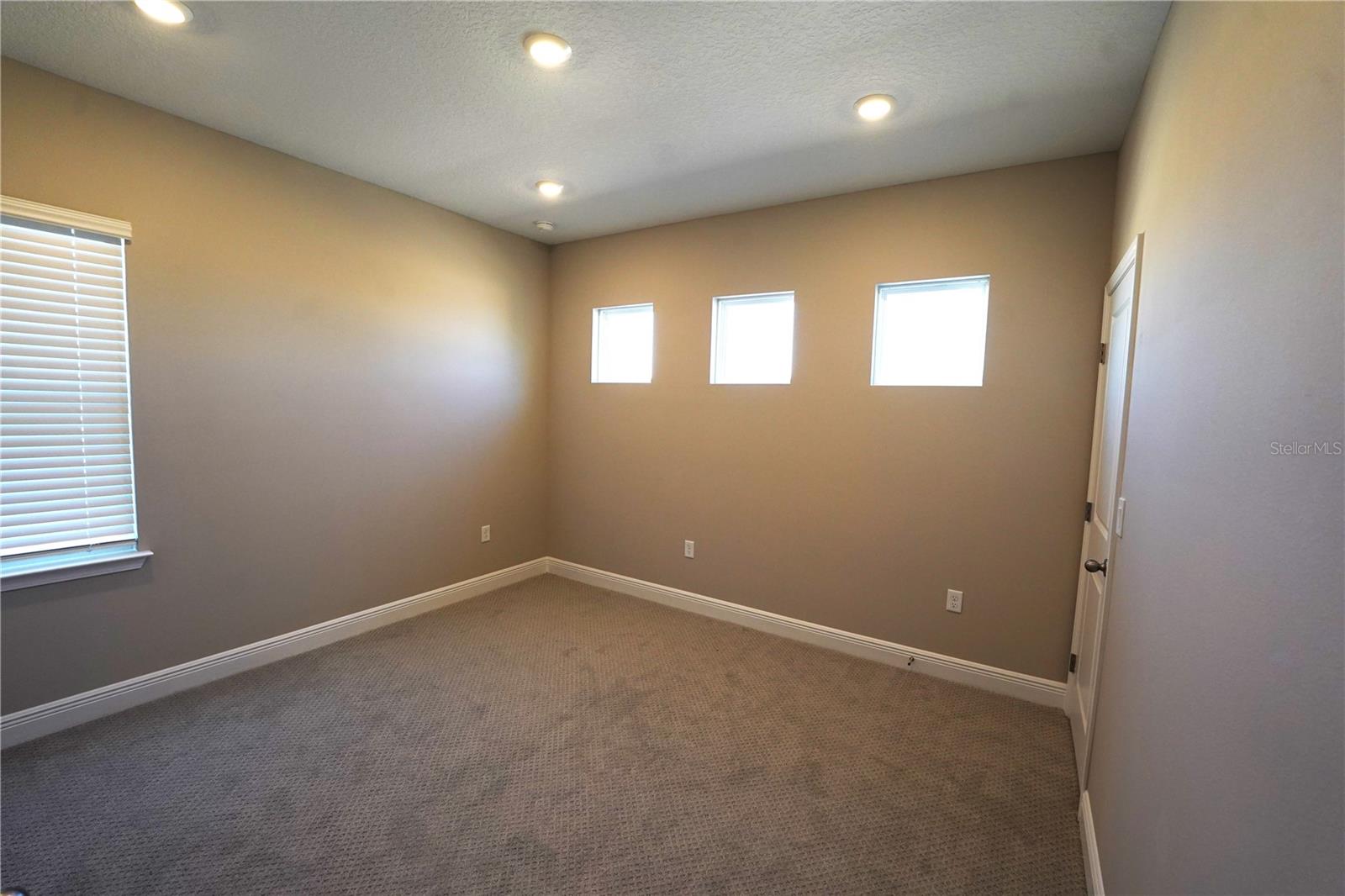 Image 14 of 19 For 2173 Sunshine Peak Drive