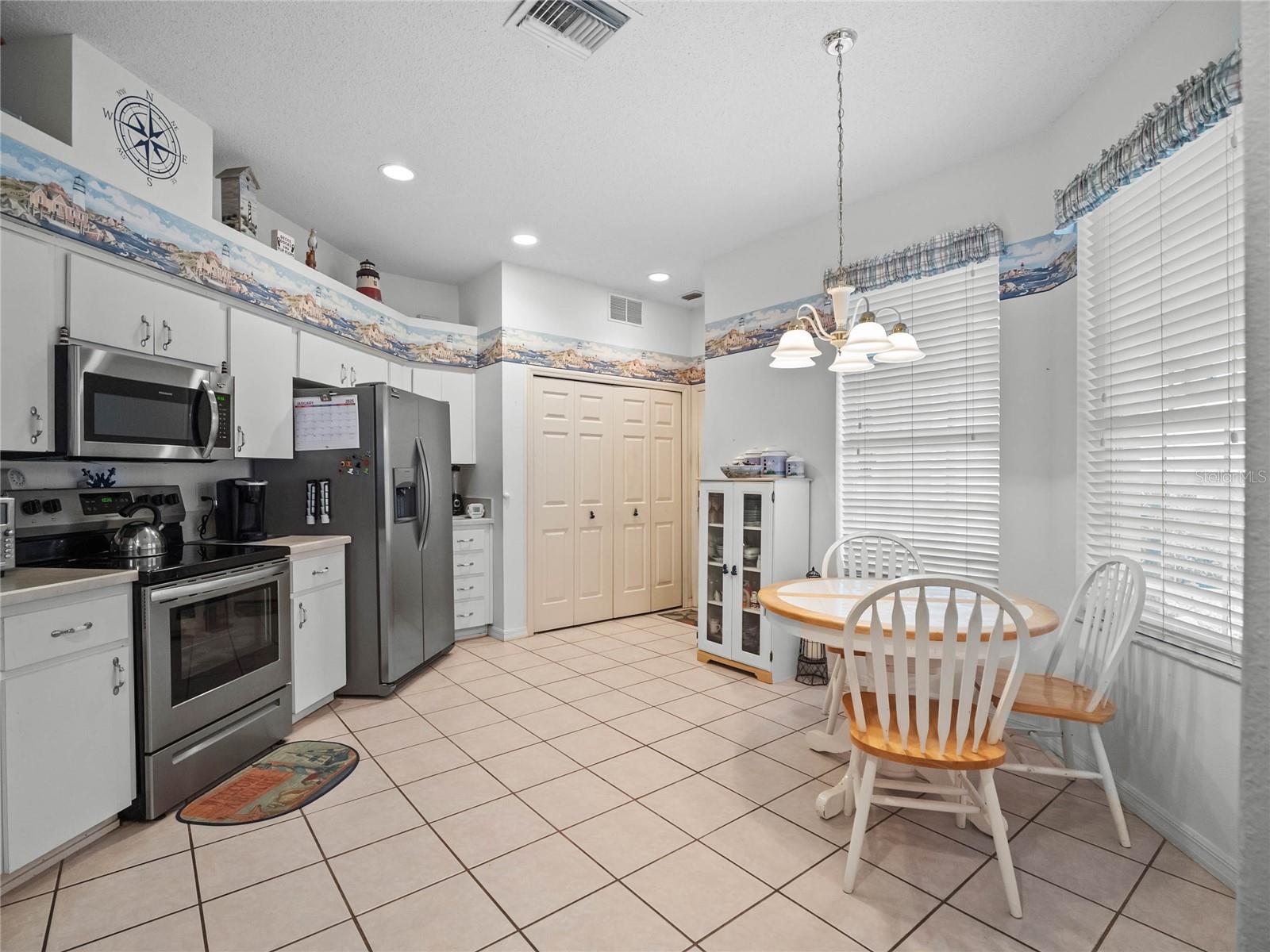 Image 14 of 63 For 21122 Lionheart Drive