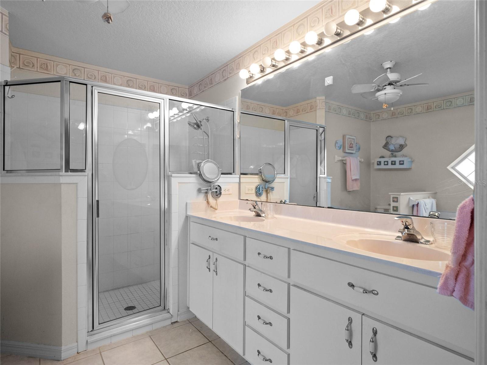 Image 18 of 63 For 21122 Lionheart Drive