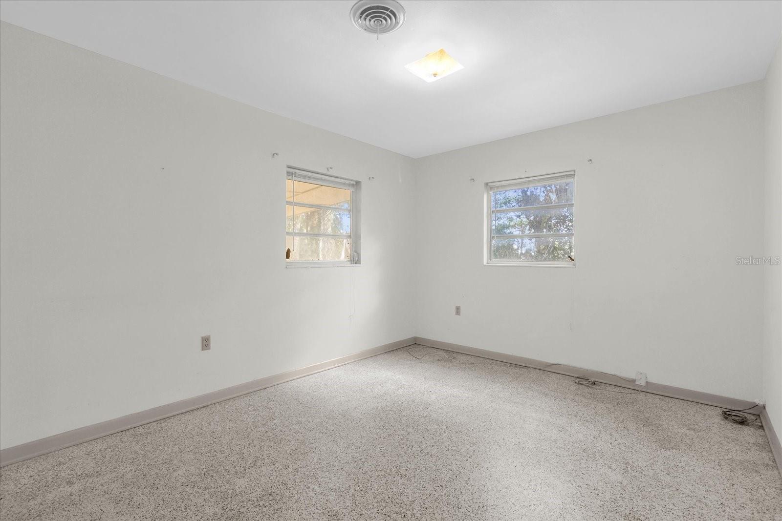 Image 10 of 32 For 5434 County Highway 484