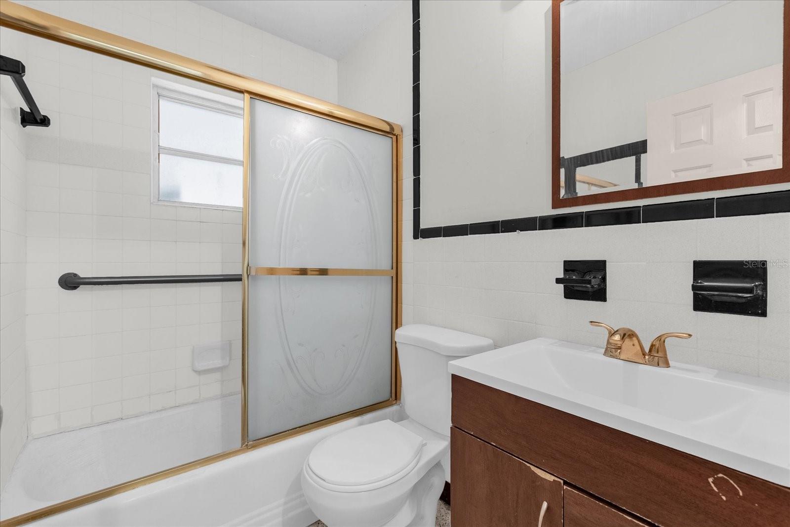 Image 13 of 32 For 5434 County Highway 484