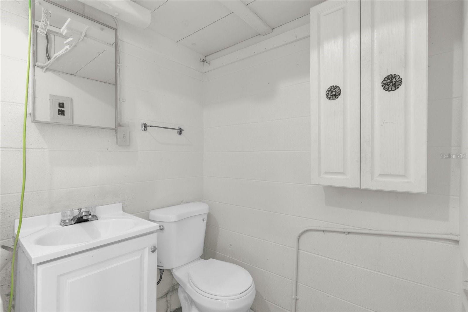 Image 19 of 32 For 5434 County Highway 484