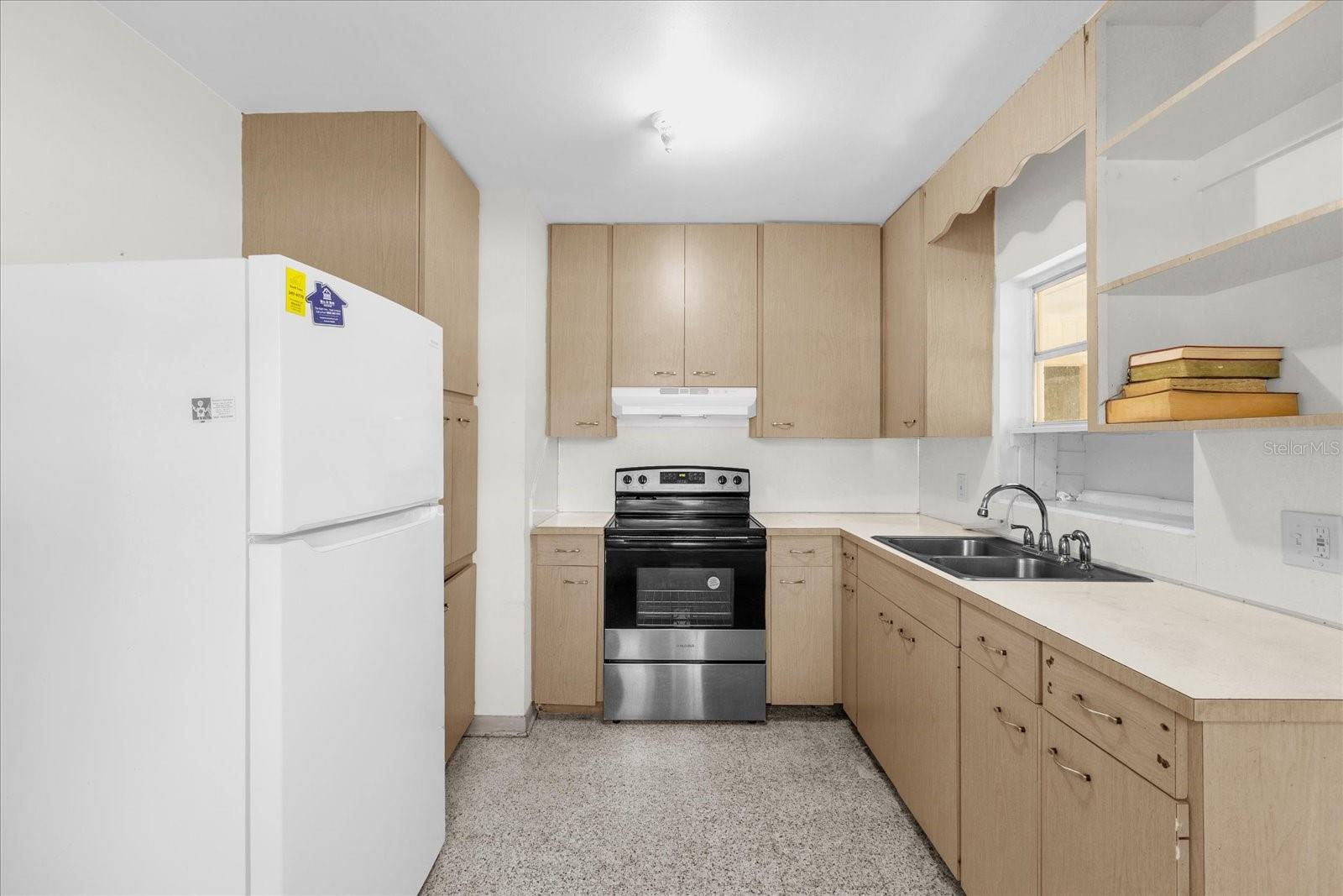 Image 4 of 32 For 5434 County Highway 484