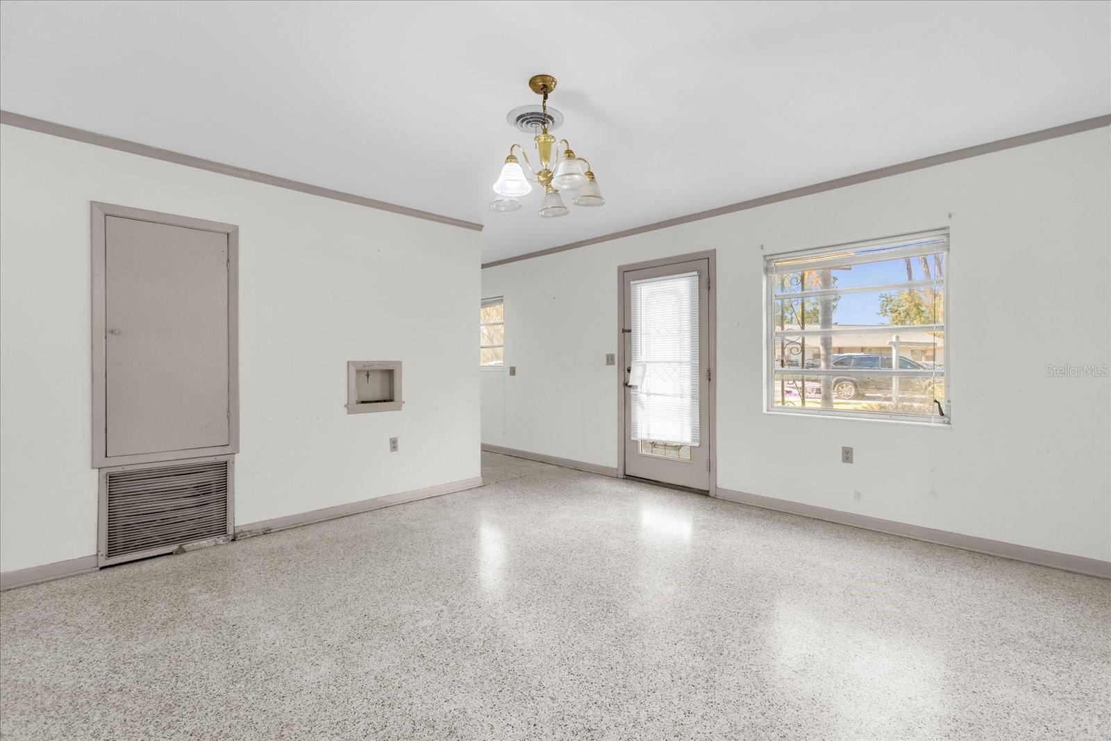 Image 7 of 32 For 5434 County Highway 484