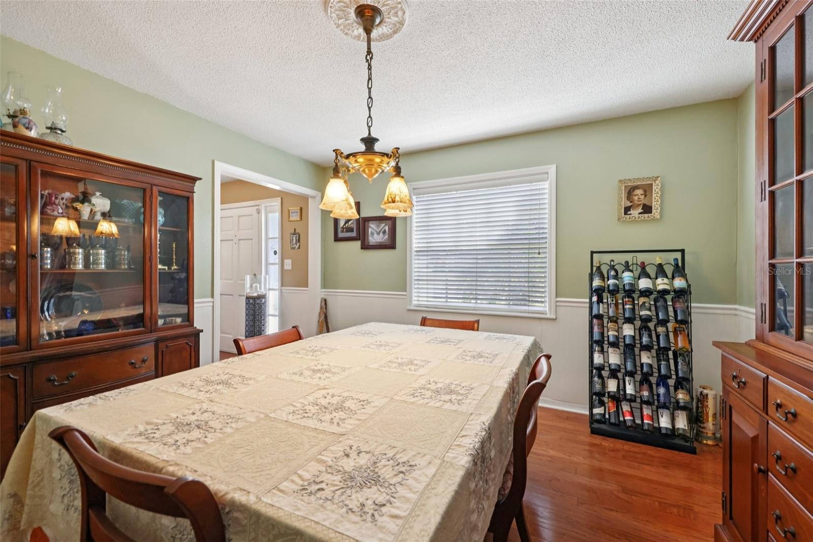 Image 16 of 69 For 1105 9th Street