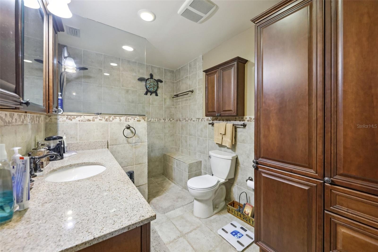 Image 29 of 69 For 1105 9th Street