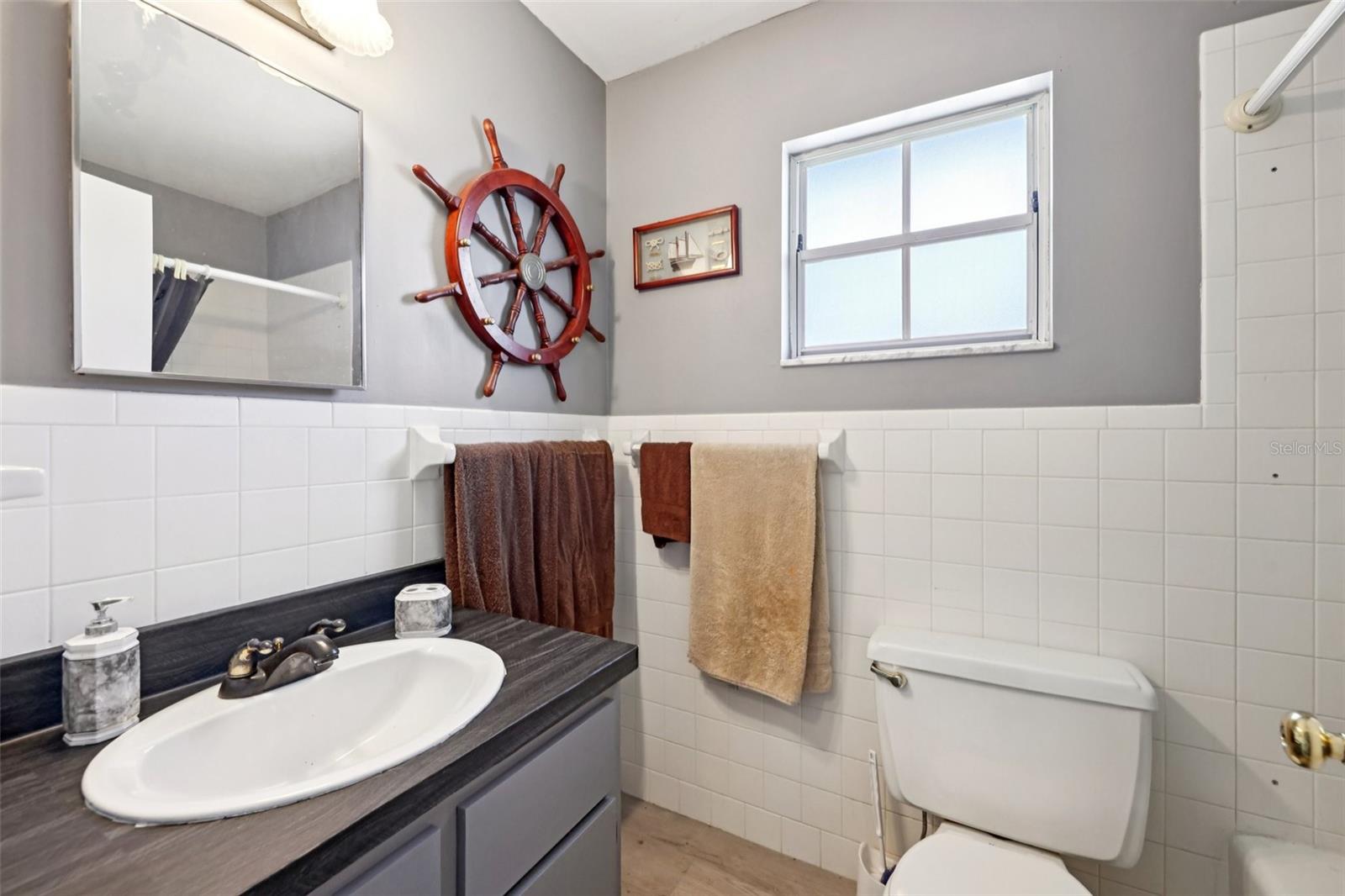 Image 40 of 69 For 1105 9th Street