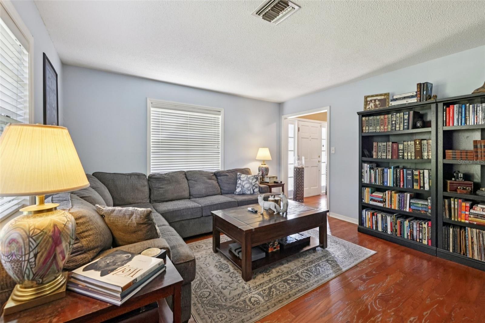 Image 9 of 69 For 1105 9th Street