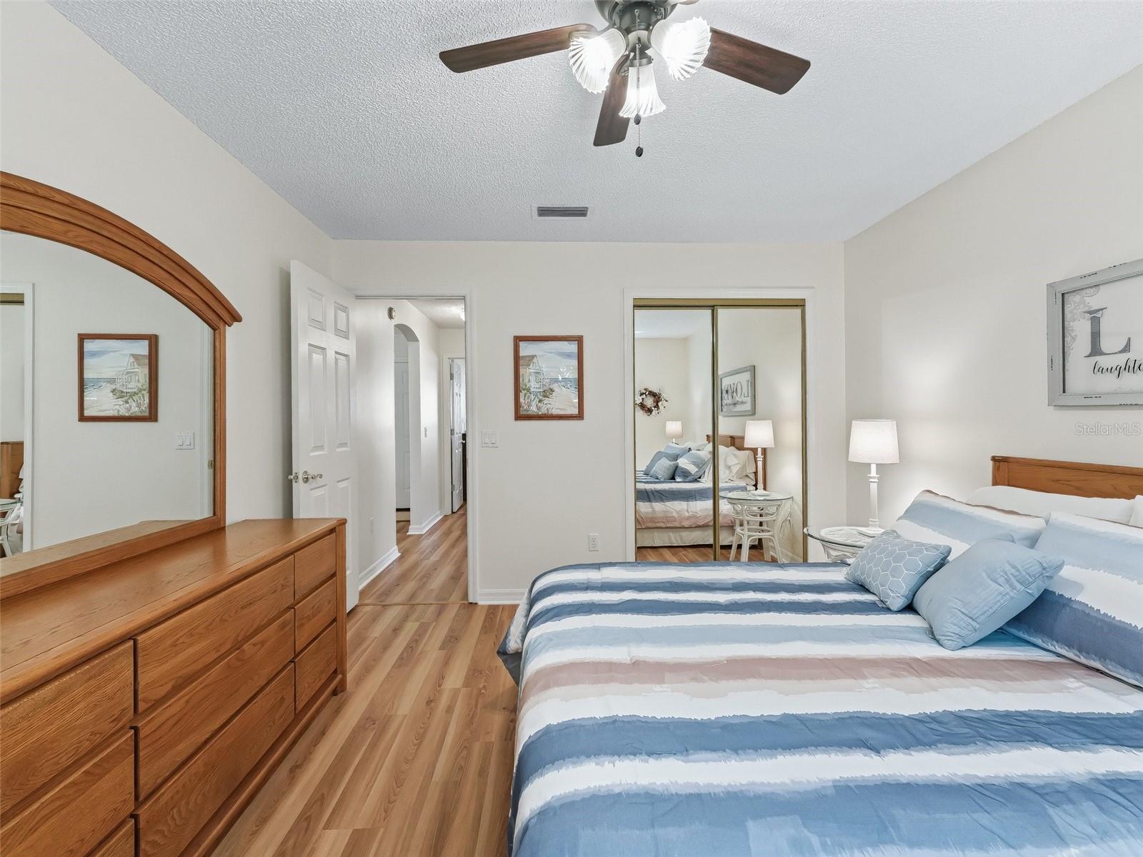 Image 30 of 49 For 511 Chula Vista Avenue