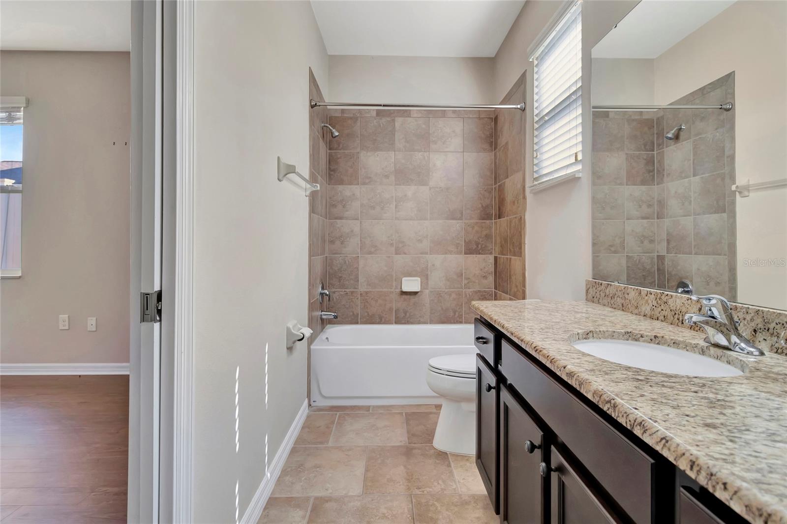 Image 16 of 53 For 10816 Wyandotte Drive