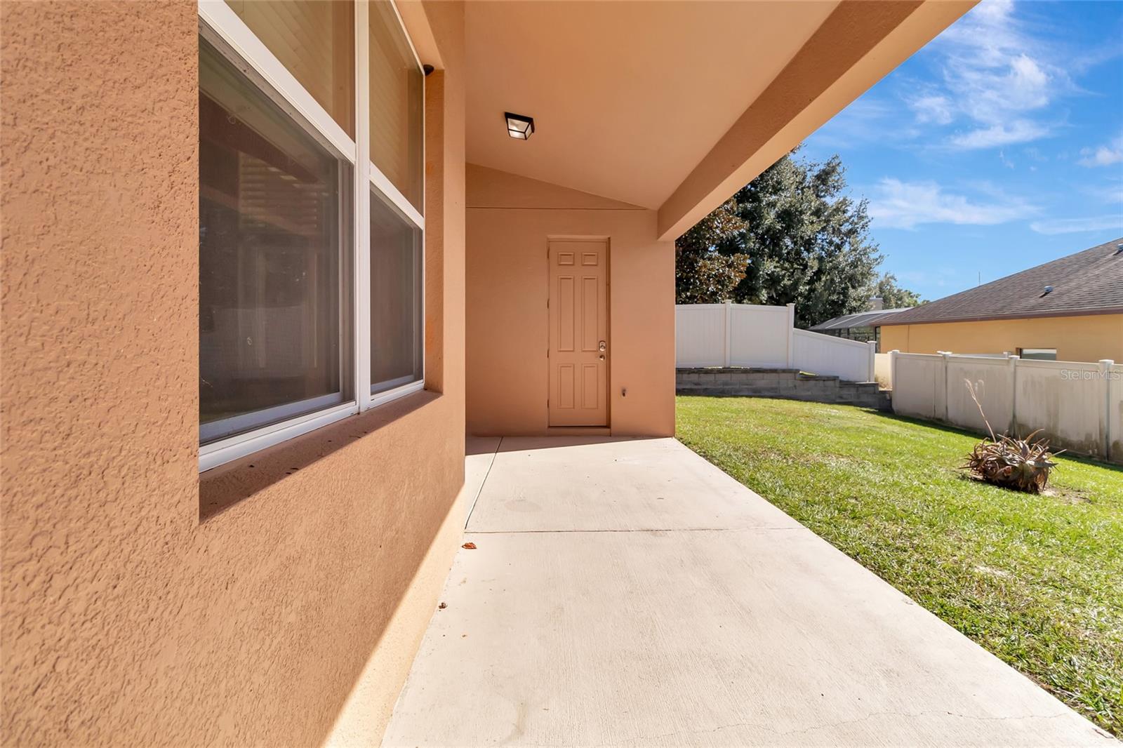 Image 37 of 53 For 10816 Wyandotte Drive