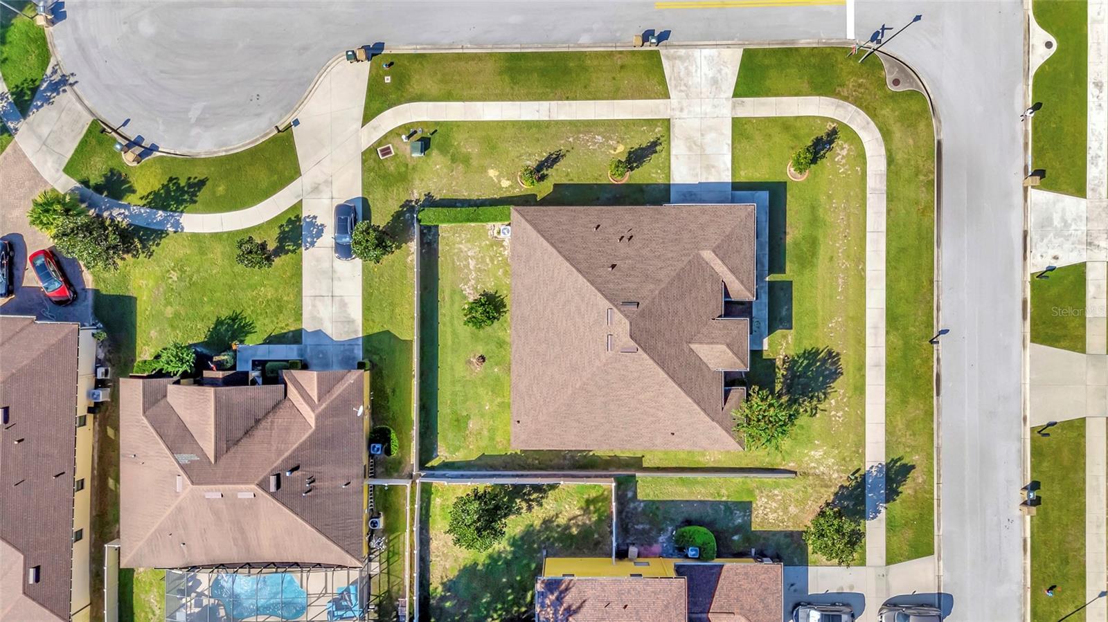 Image 39 of 53 For 10816 Wyandotte Drive