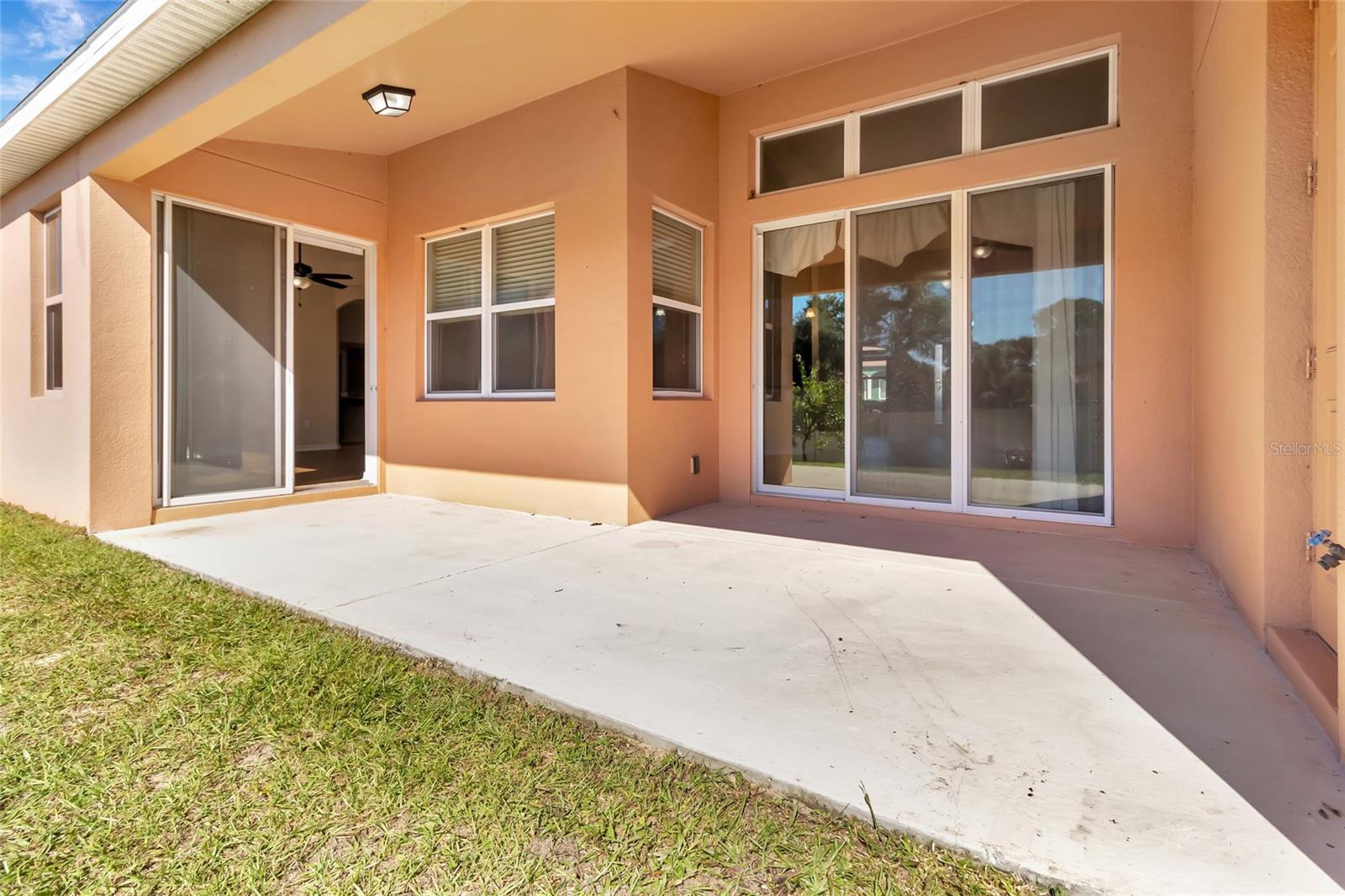 Image 41 of 53 For 10816 Wyandotte Drive