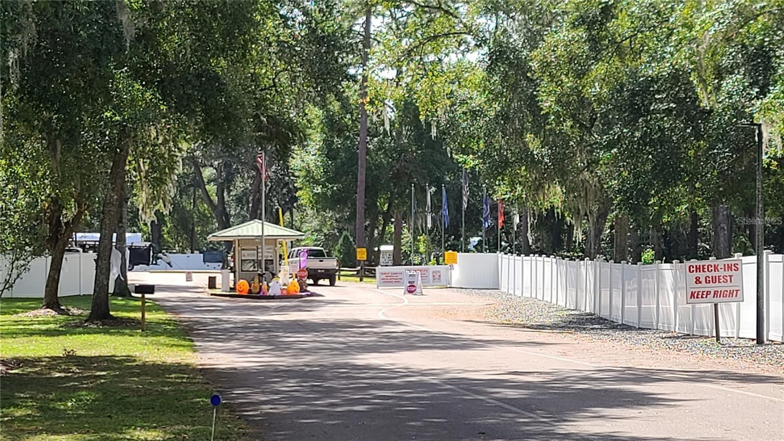 Image 5 of 20 For 25205 142nd Street