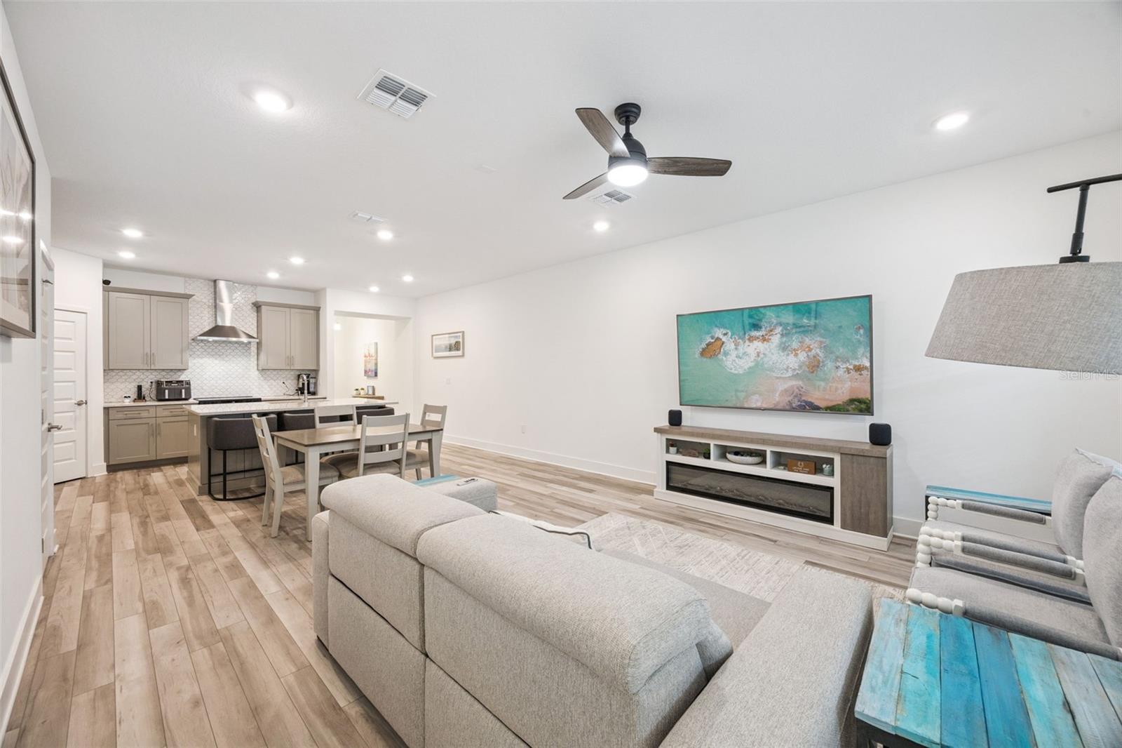 Image 12 of 59 For 14010 Scarlet Aster Alley