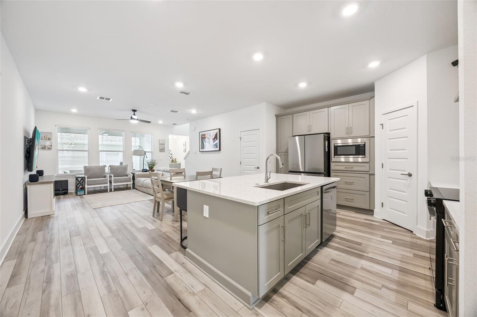 Image 16 of 59 For 14010 Scarlet Aster Alley