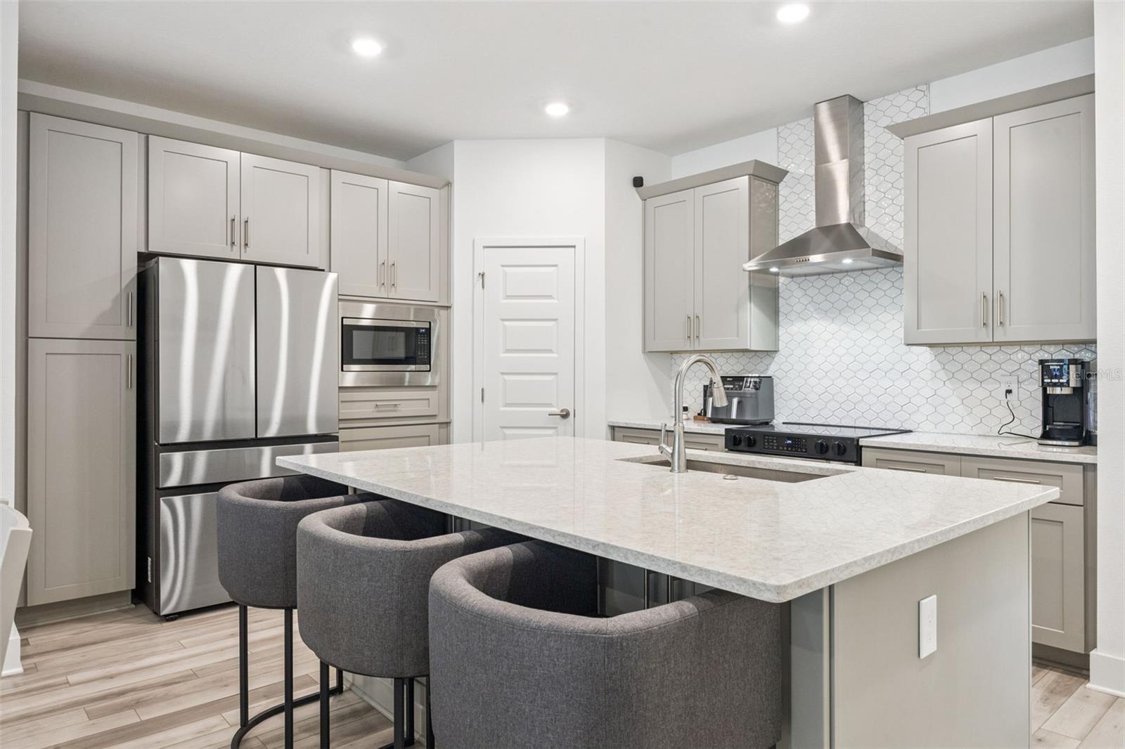 Image 18 of 59 For 14010 Scarlet Aster Alley