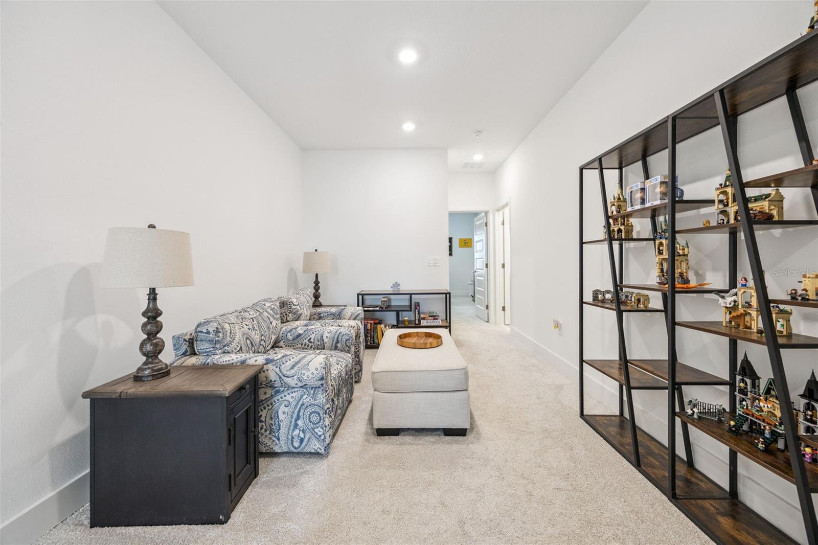 Image 24 of 59 For 14010 Scarlet Aster Alley