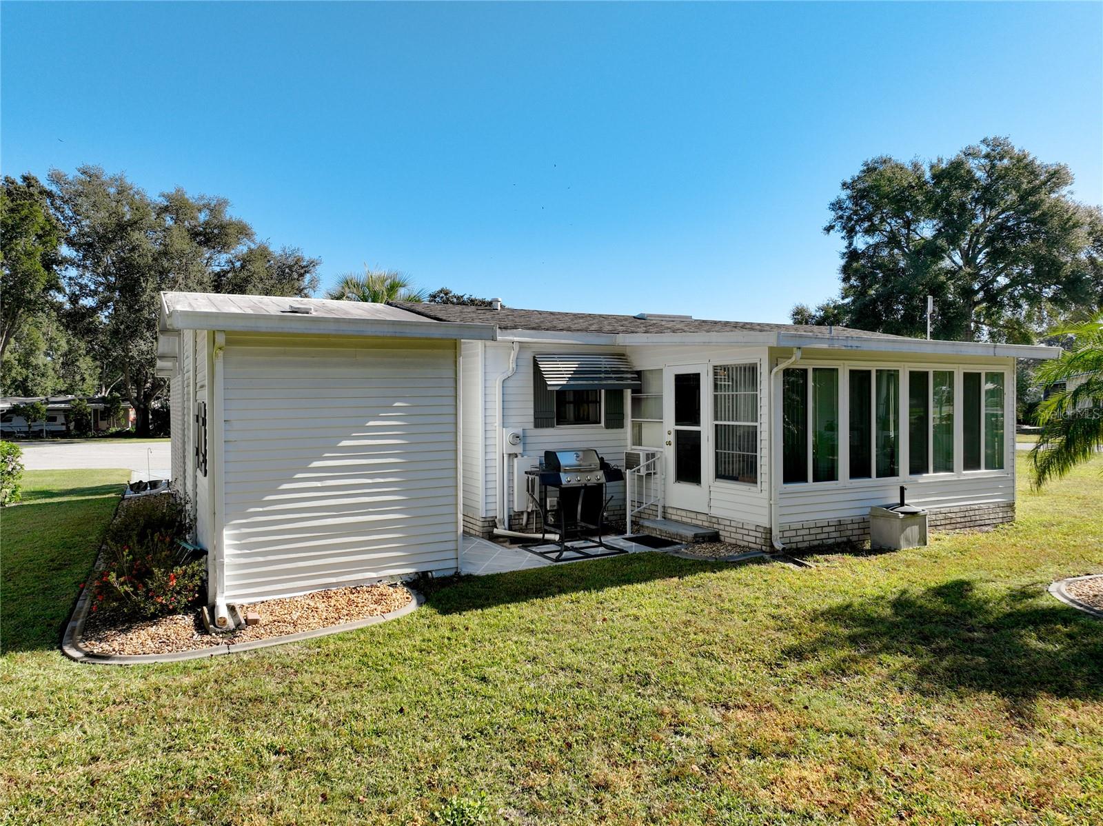 Image 32 of 45 For 25125 Bellevue