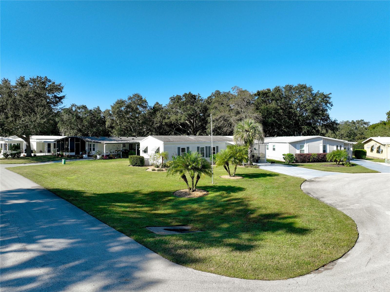 Image 5 of 45 For 25125 Bellevue