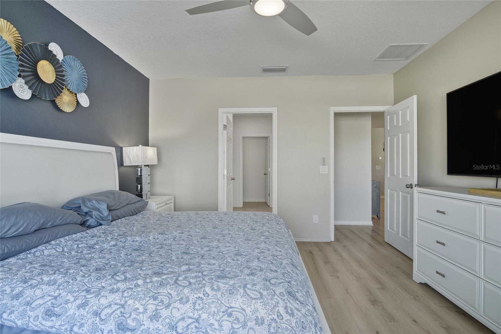 Image 18 of 51 For 209 Luxmore Road