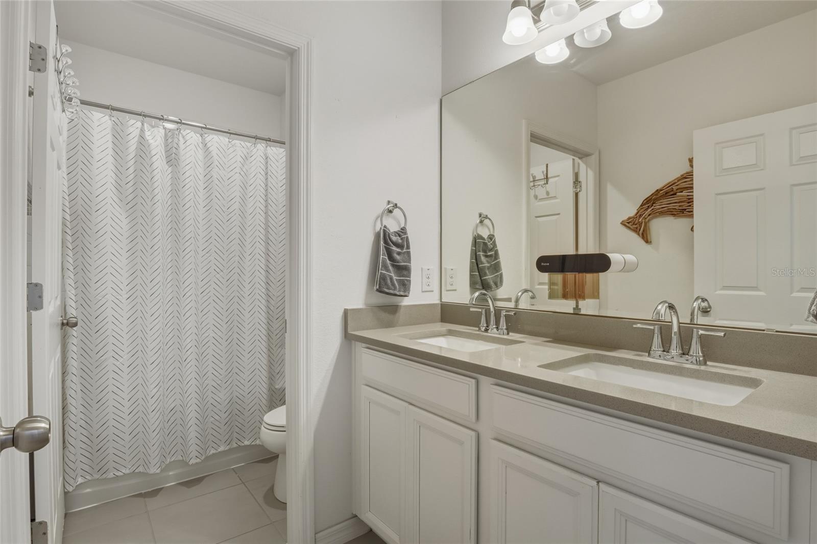 Image 23 of 51 For 209 Luxmore Road