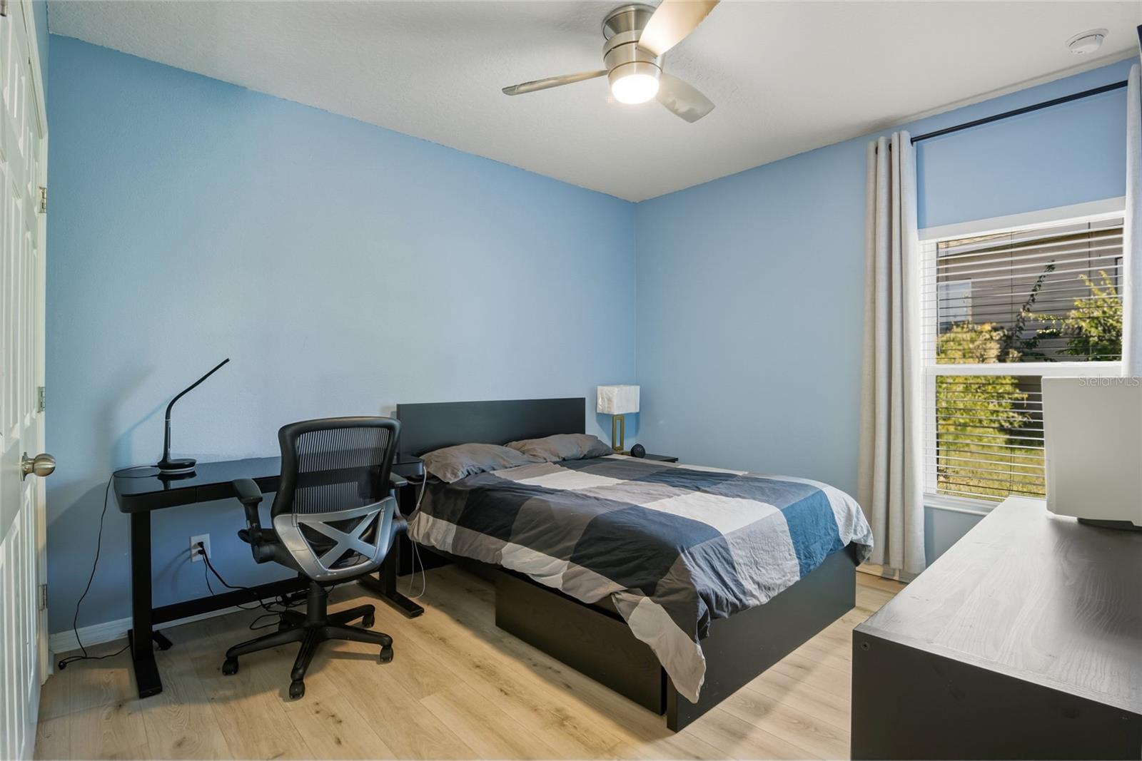 Image 24 of 51 For 209 Luxmore Road