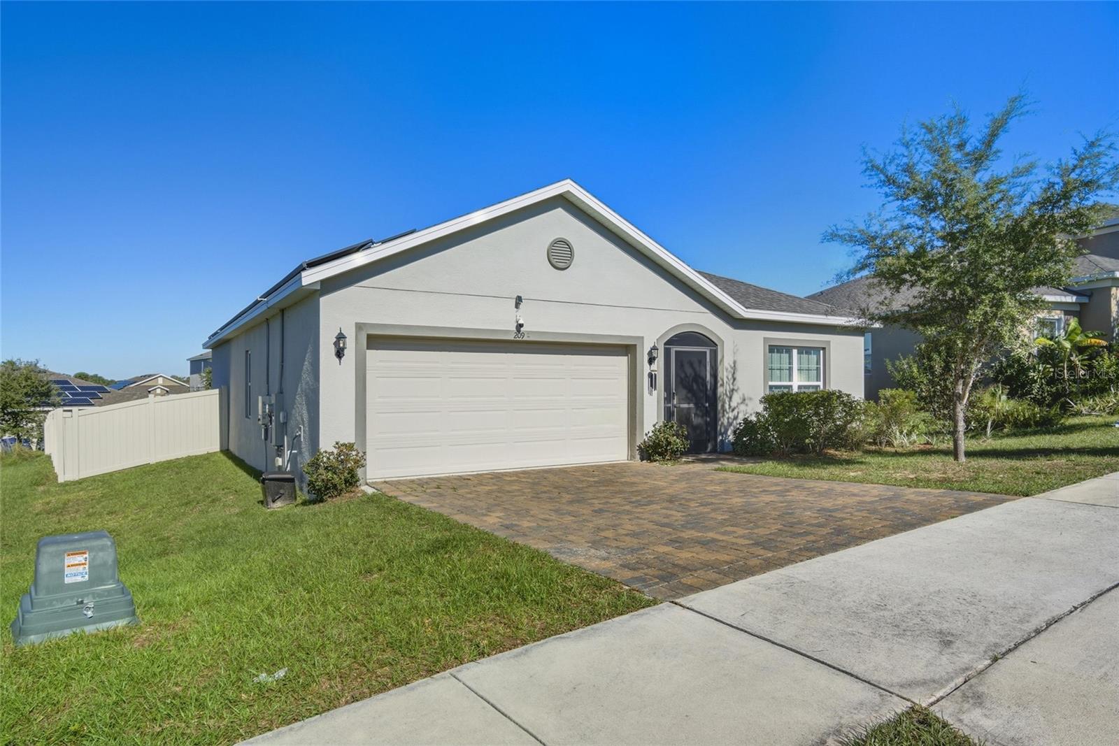 Image 30 of 51 For 209 Luxmore Road