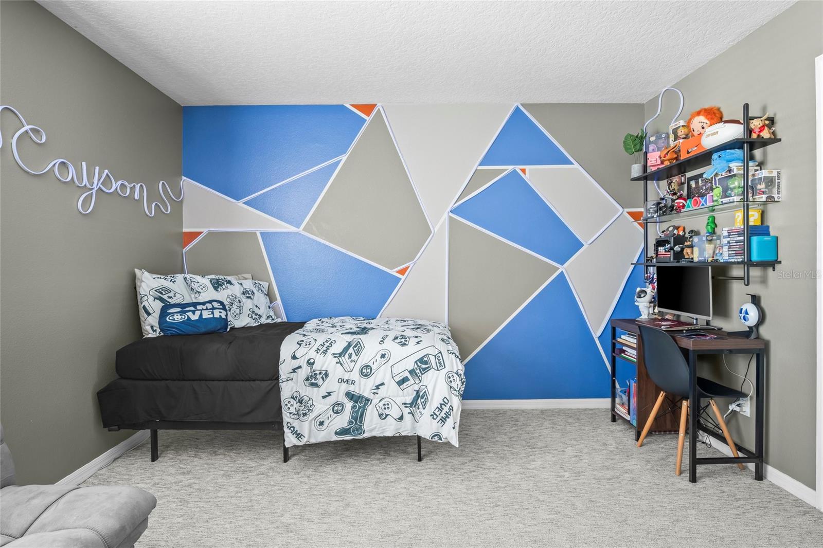 Image 23 of 47 For 528 Cresting Oak Circle 8