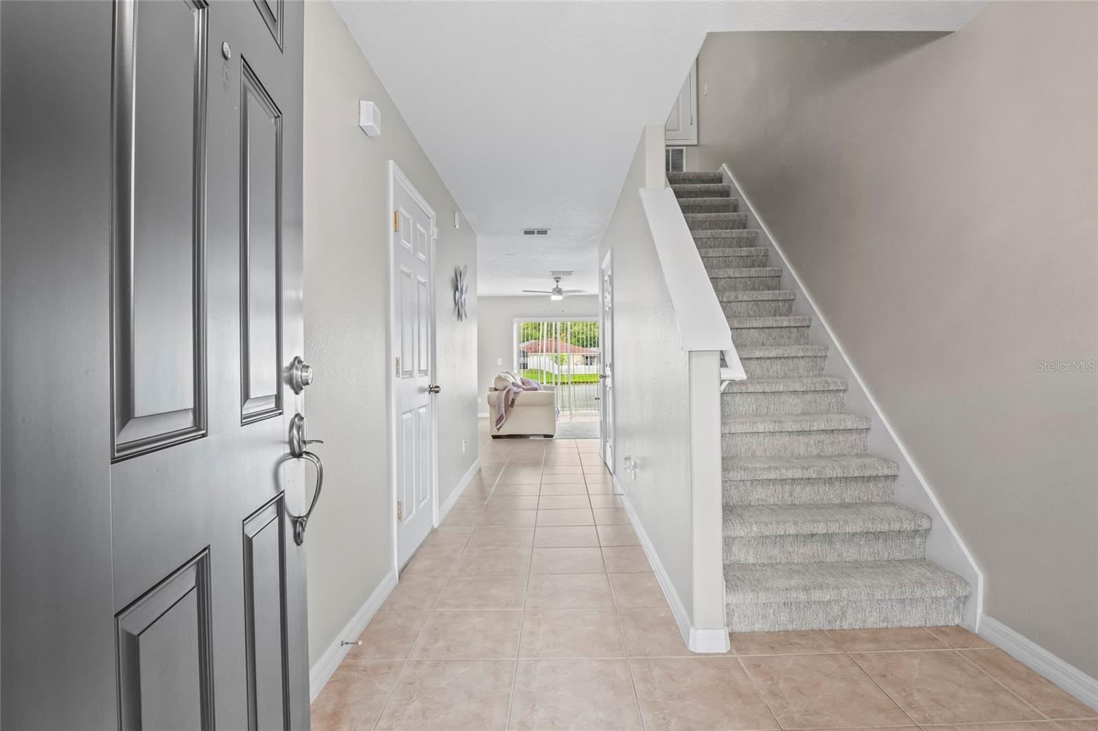 Image 4 of 47 For 528 Cresting Oak Circle 8