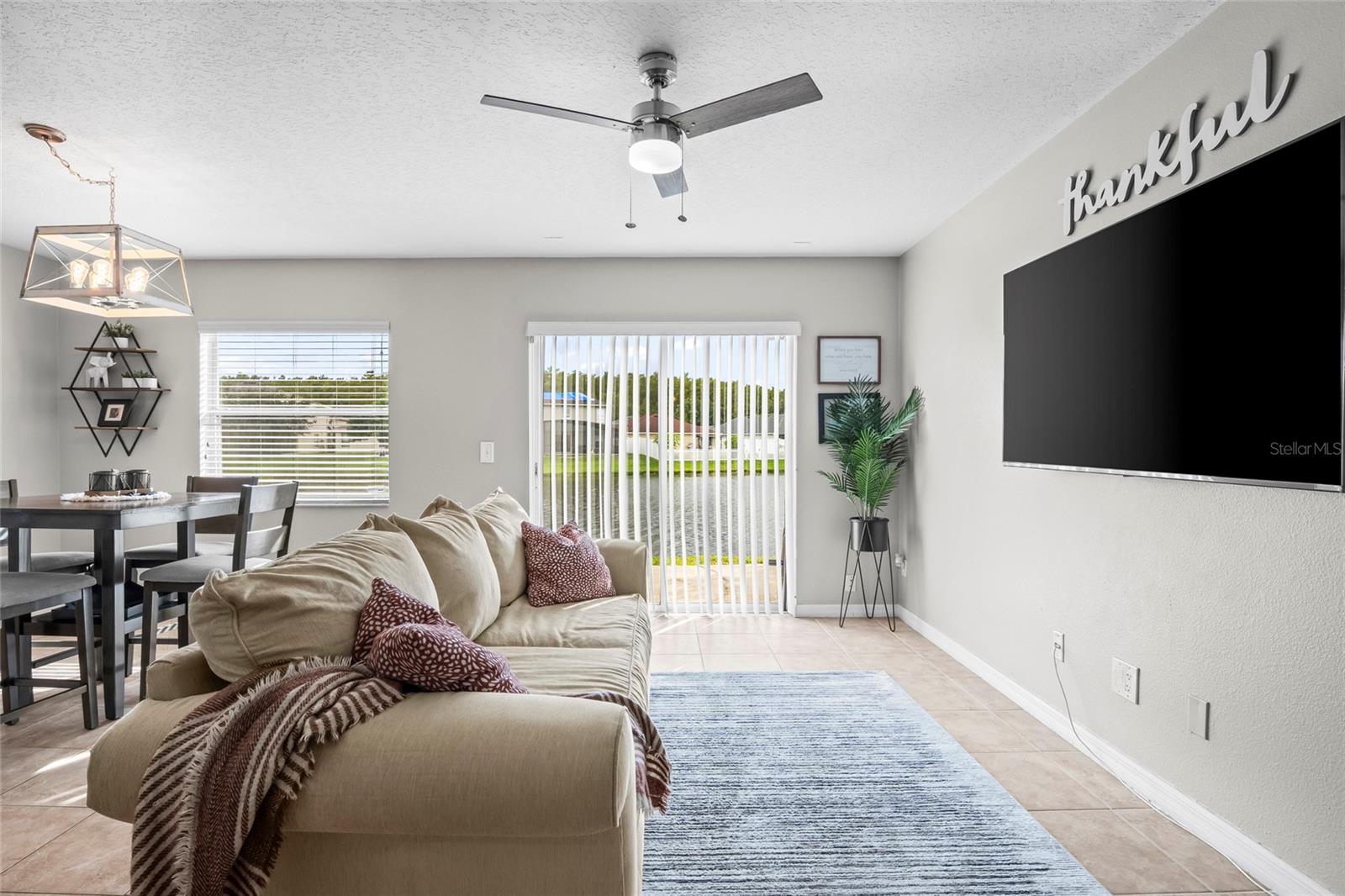 Image 5 of 47 For 528 Cresting Oak Circle 8