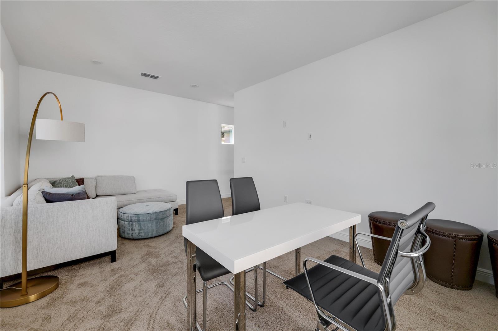 Image 13 of 50 For 9842 Peebles Street