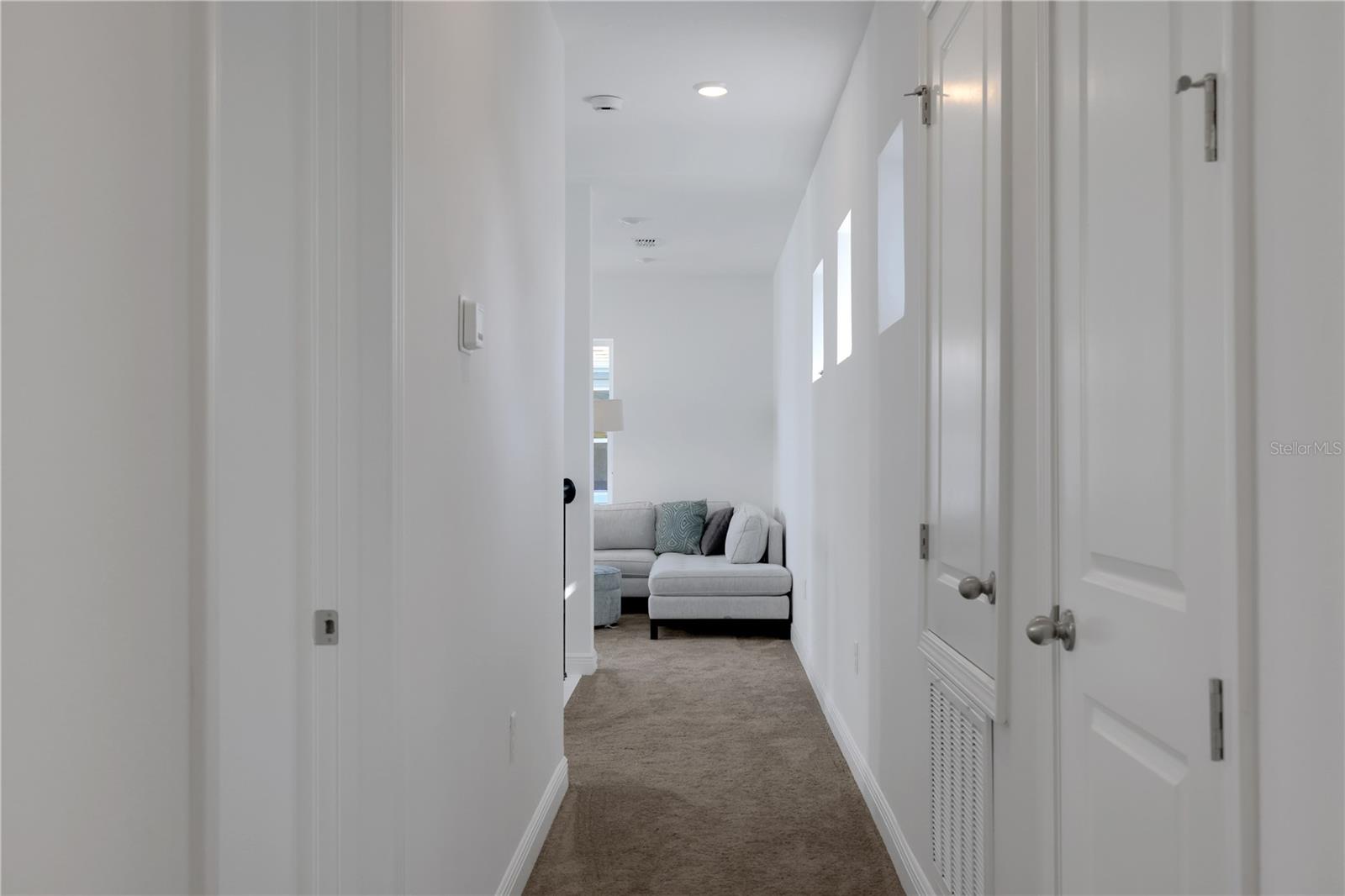 Image 30 of 50 For 9842 Peebles Street