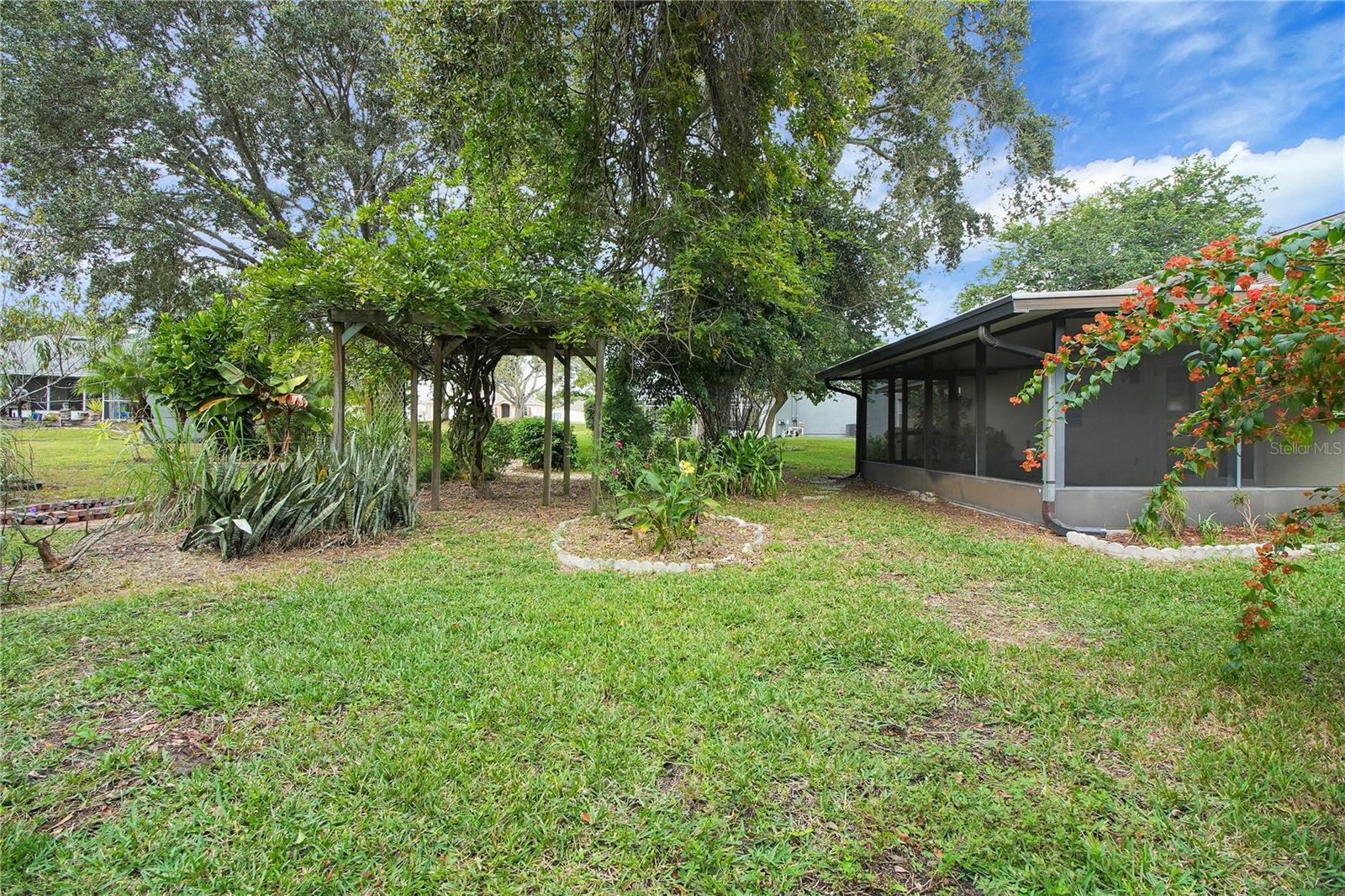 Image 14 of 39 For 36629 Francis Drive