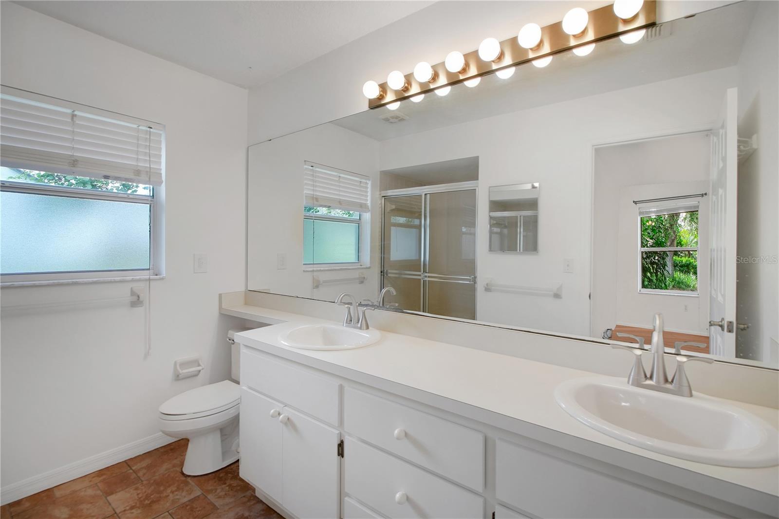 Image 20 of 39 For 36629 Francis Drive