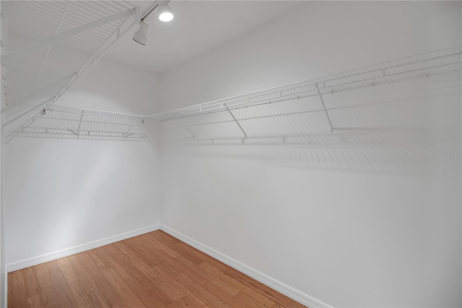 Image 22 of 39 For 36629 Francis Drive