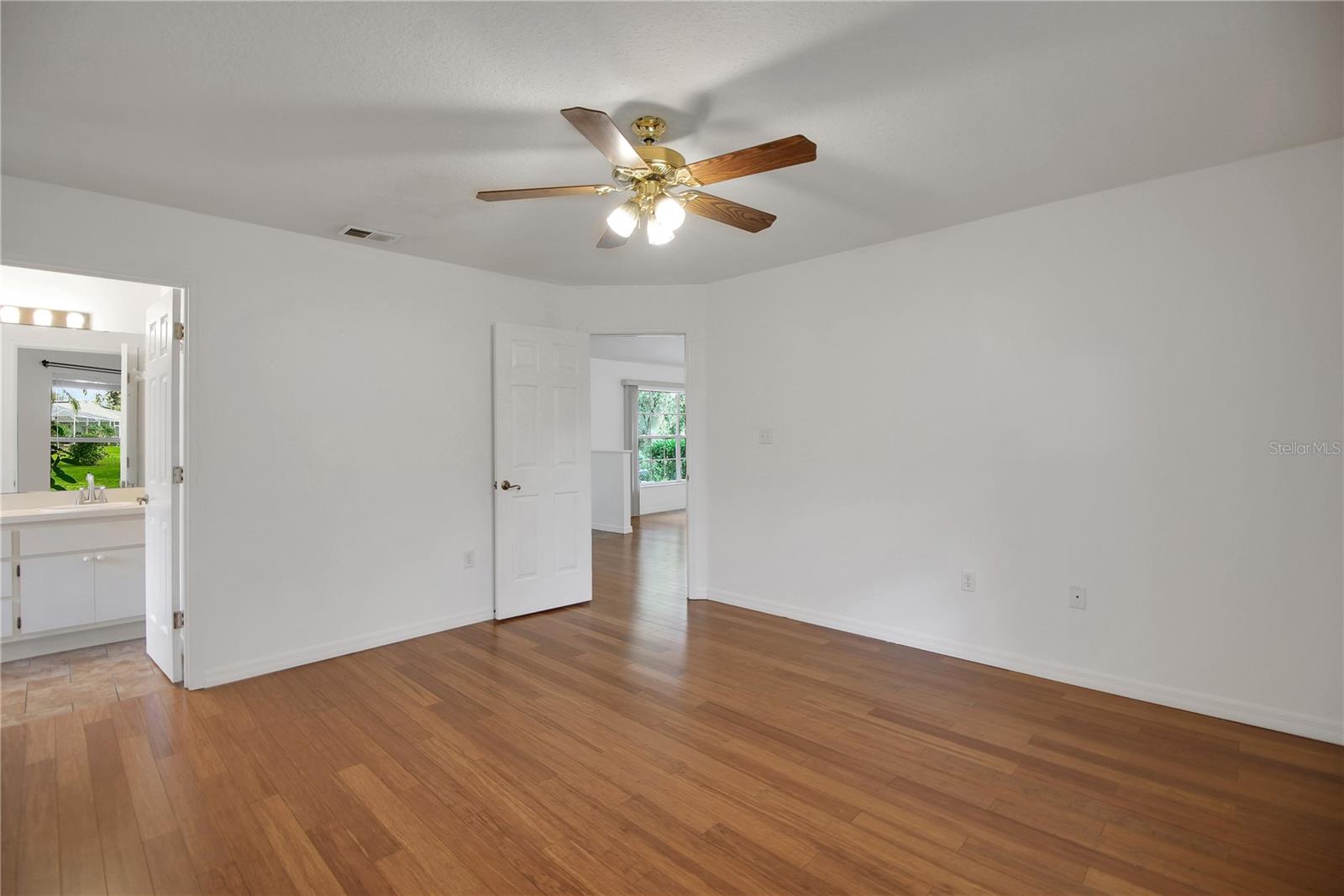 Image 23 of 39 For 36629 Francis Drive