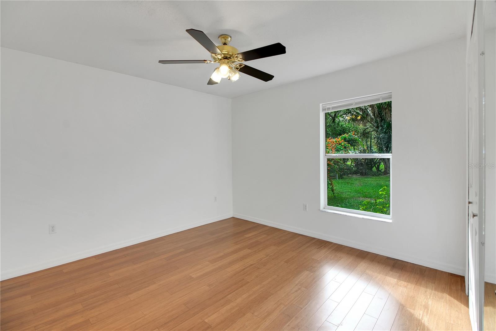 Image 28 of 39 For 36629 Francis Drive