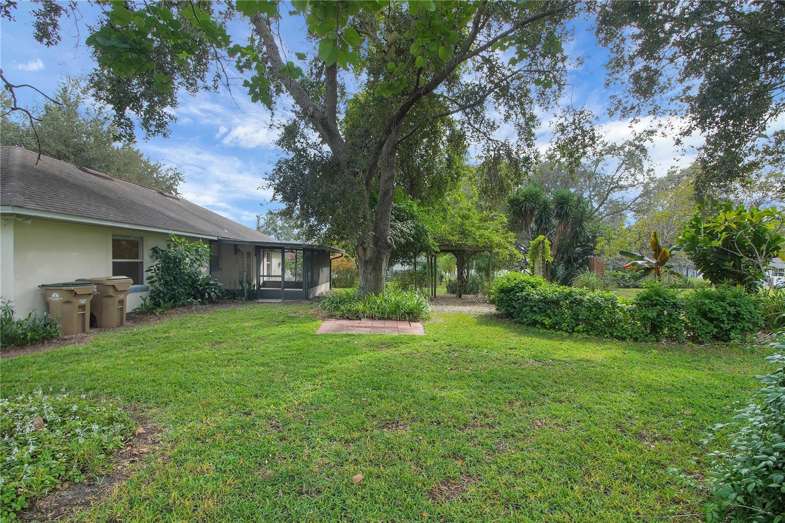 Image 37 of 39 For 36629 Francis Drive